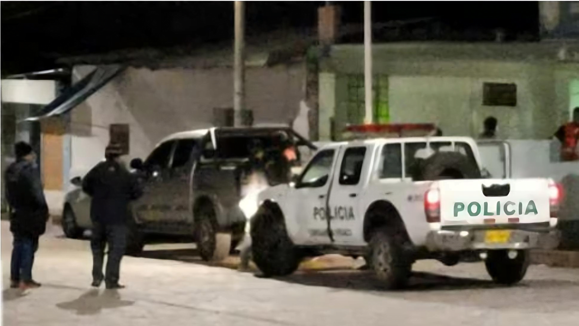 Arequipa: detienen a 2 policías por actos de corrupción, uno de ellos es el jefe de la comisaría de Viraco