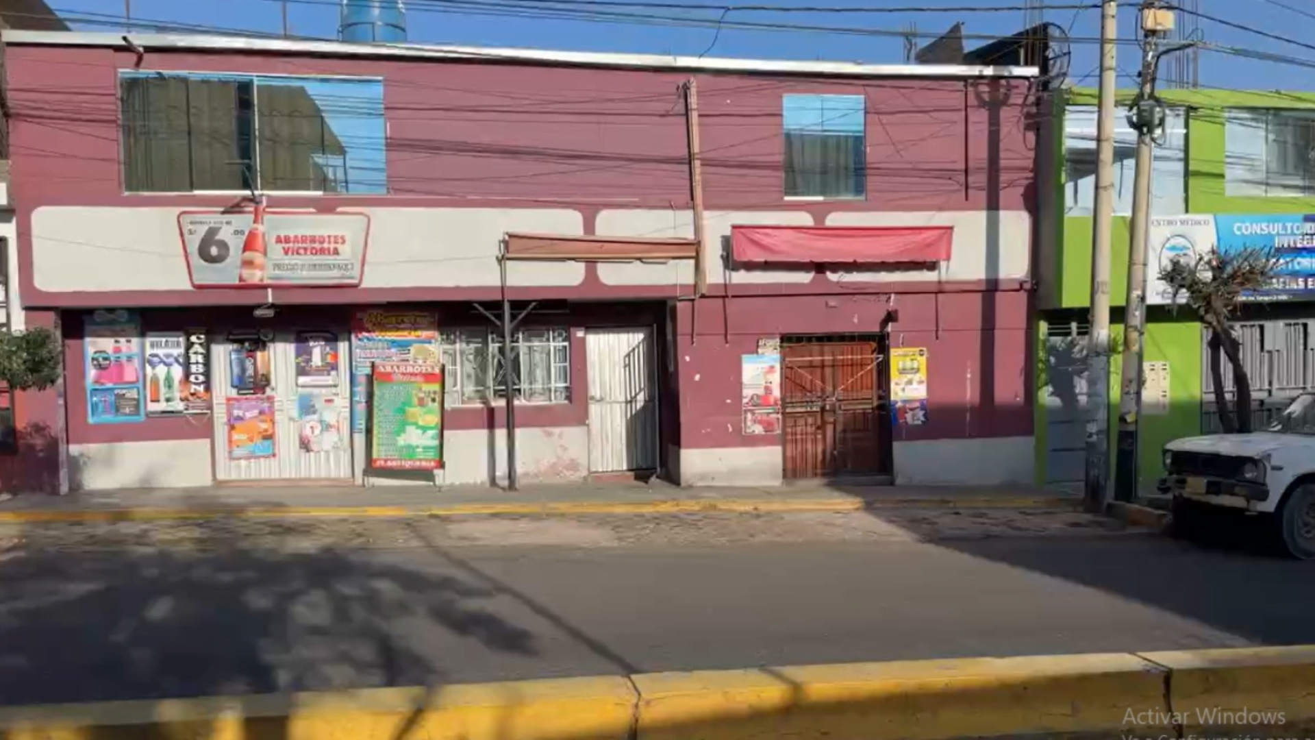 Arequipa insegura: cuatro delincuentes asaltan tienda del hermano del alcalde de Miraflores y se roban S/20,000.