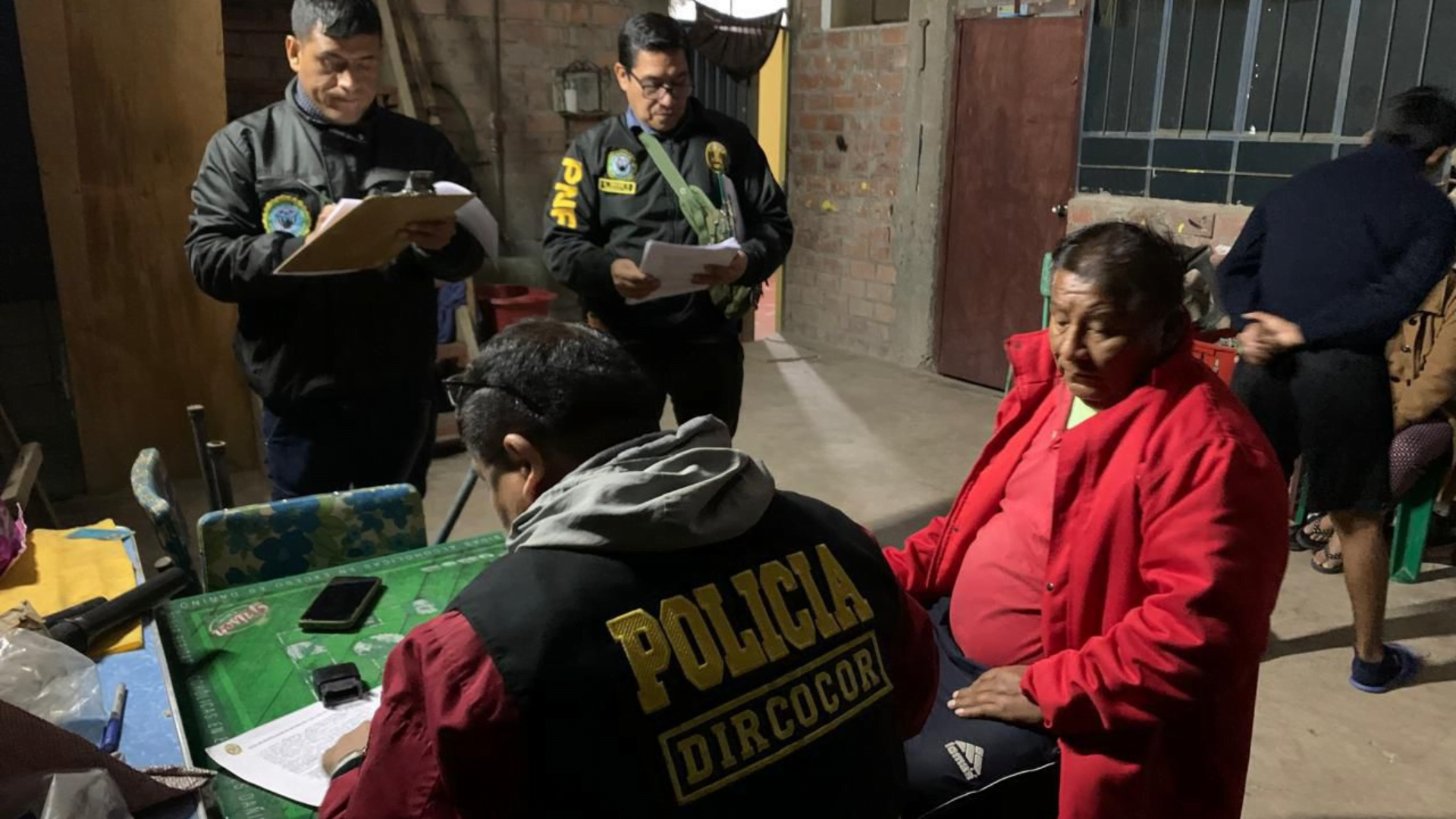 Moquegua: detienen a 12 integrantes de mafia acusados de cobros ilegales para entregar licencias de conducir