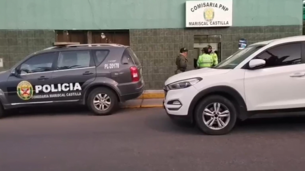 Policías detenidos: pedían hasta S/3 mil  para no intervenir locales sin licencia, en la comisaría hallaron S/57 mil