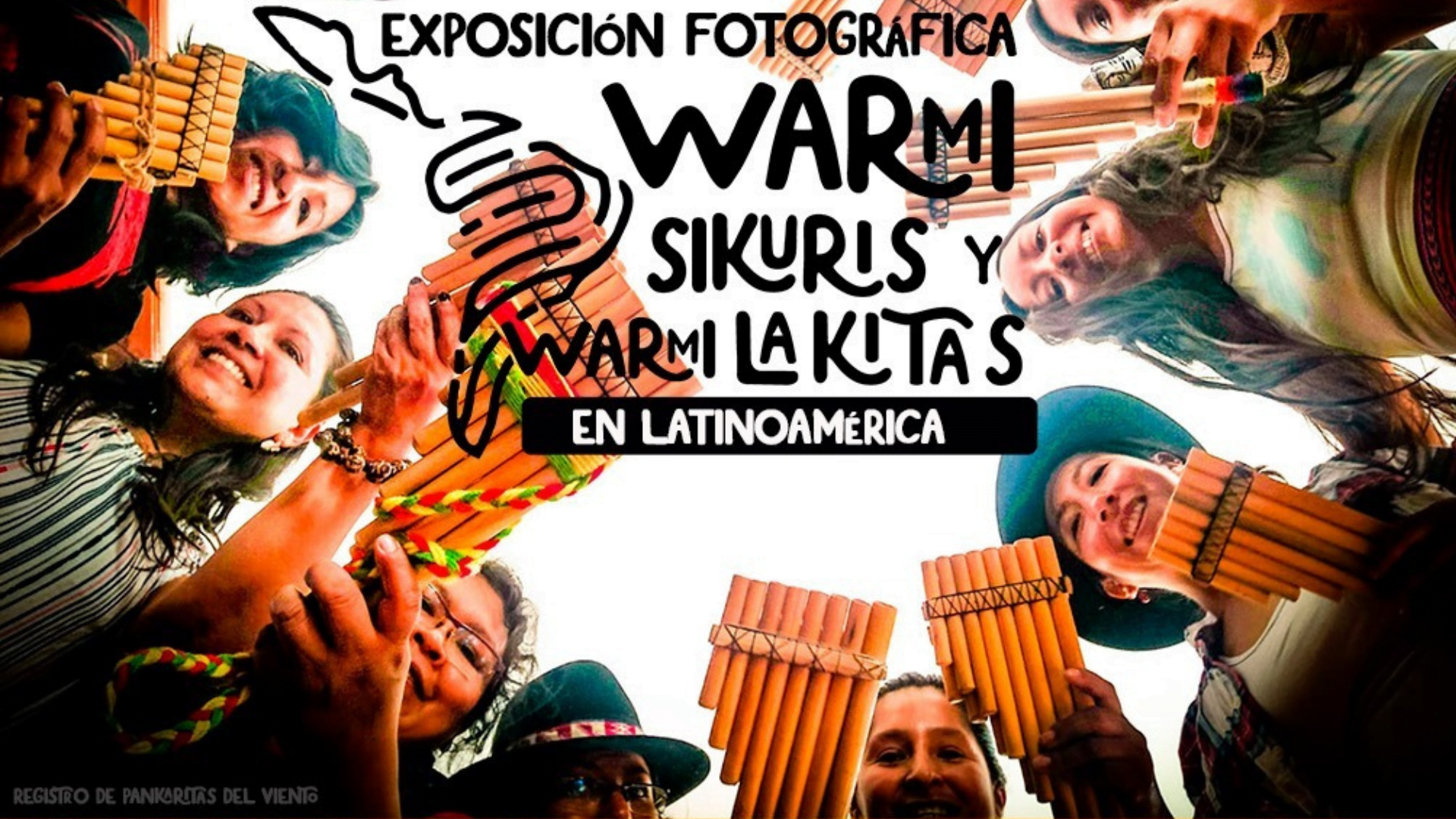Exposición fotográfica Warmi Sikuris y Warmi Lakitas: son 18 comunidades de mujeres en la biblioteca Mario Vargas Llosa.