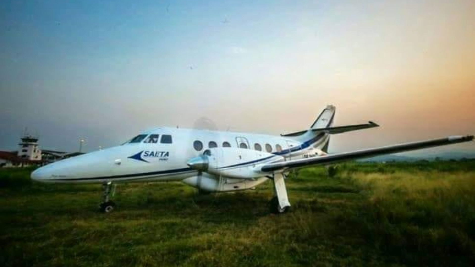 Delincuentes se robaron avioneta: fingiendo ser pasajeros atacaron a balazos a piloto en Amazonas