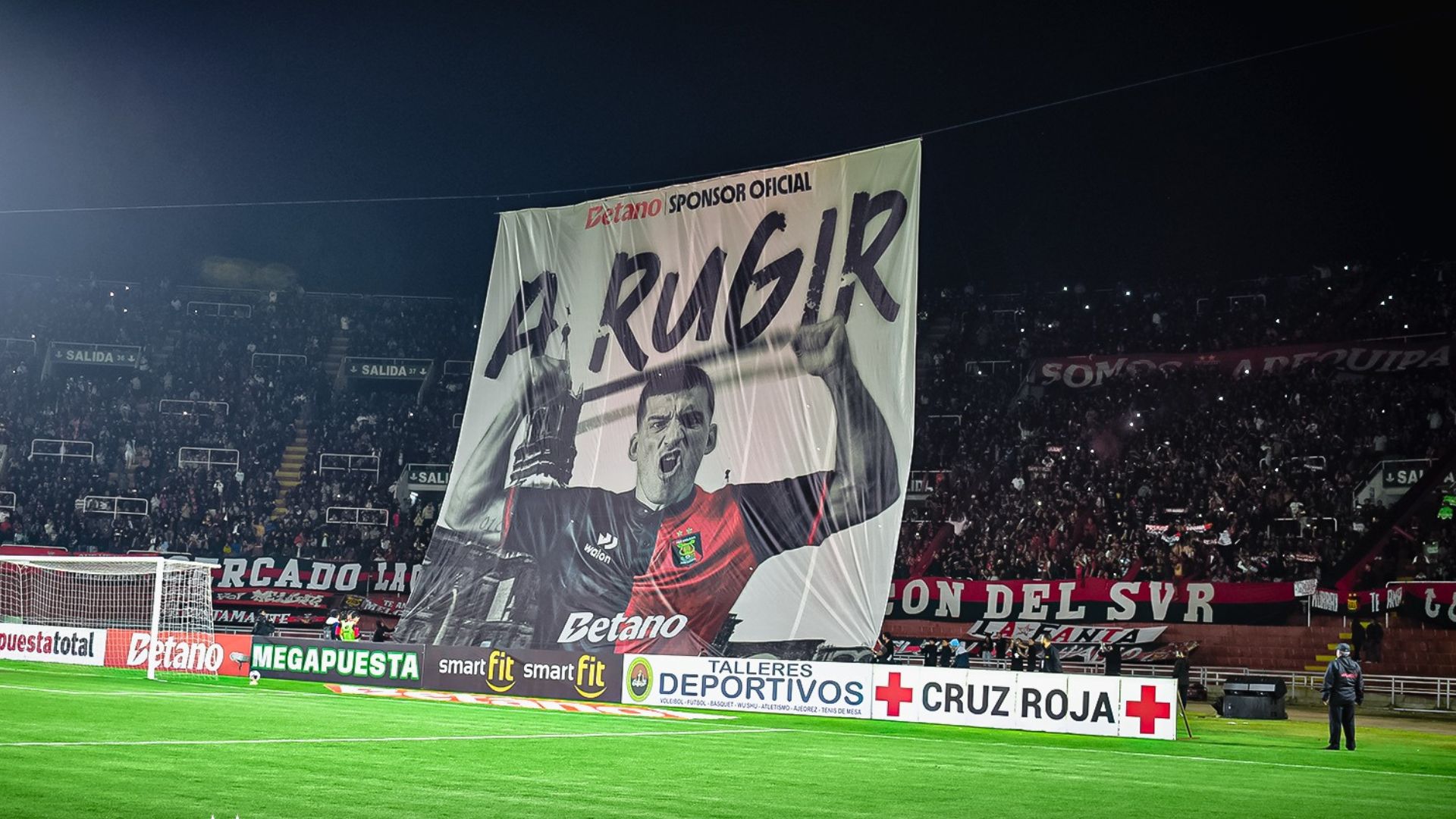 Bernardo Cuesta renueva con FBC Melgar por dos años más: extiende su legado hasta 2026