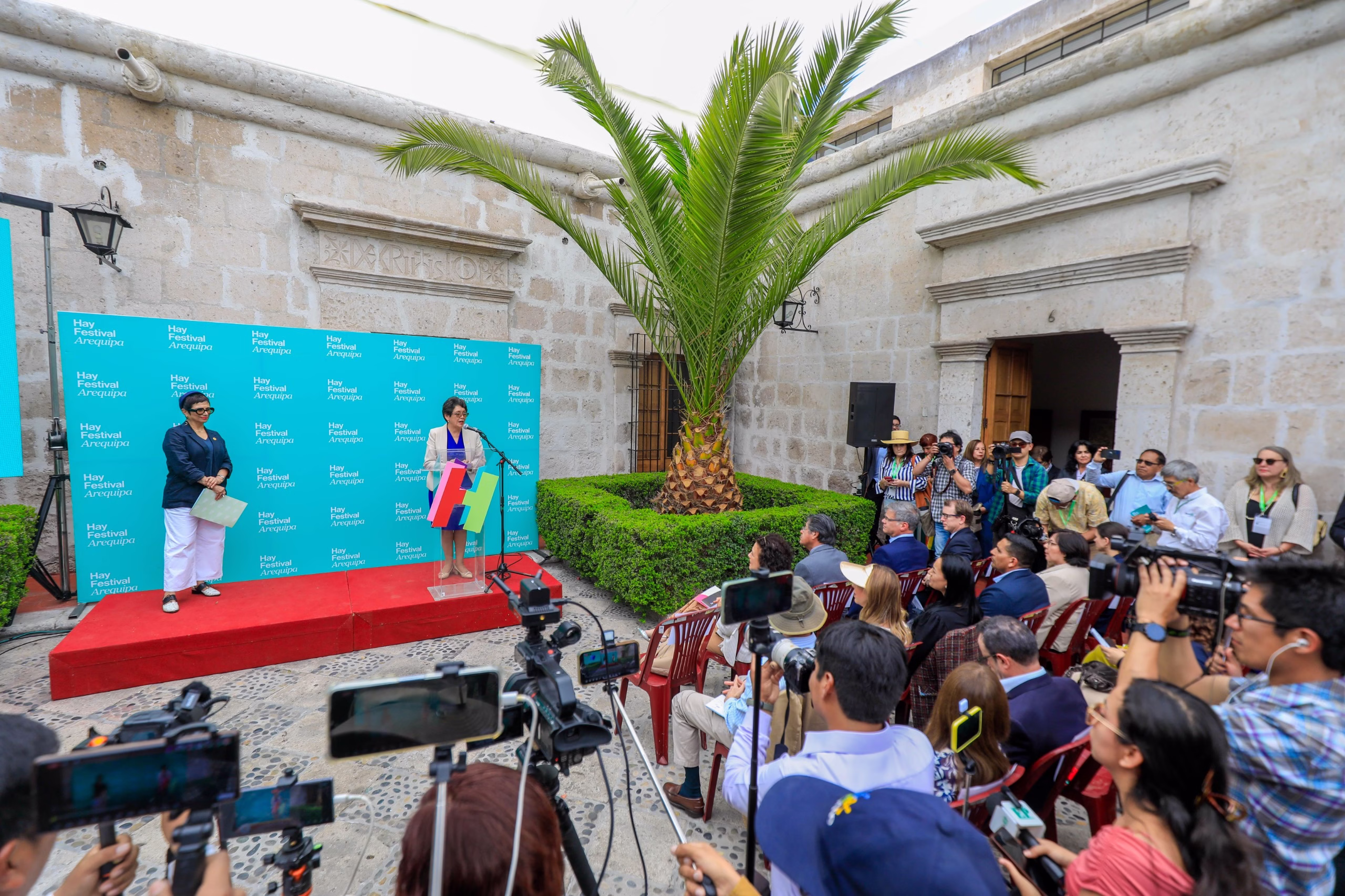 Arequipa vive el Hay Festival 2025: literatura, arte y turismo se fusionan en la Ciudad Blanca 2026