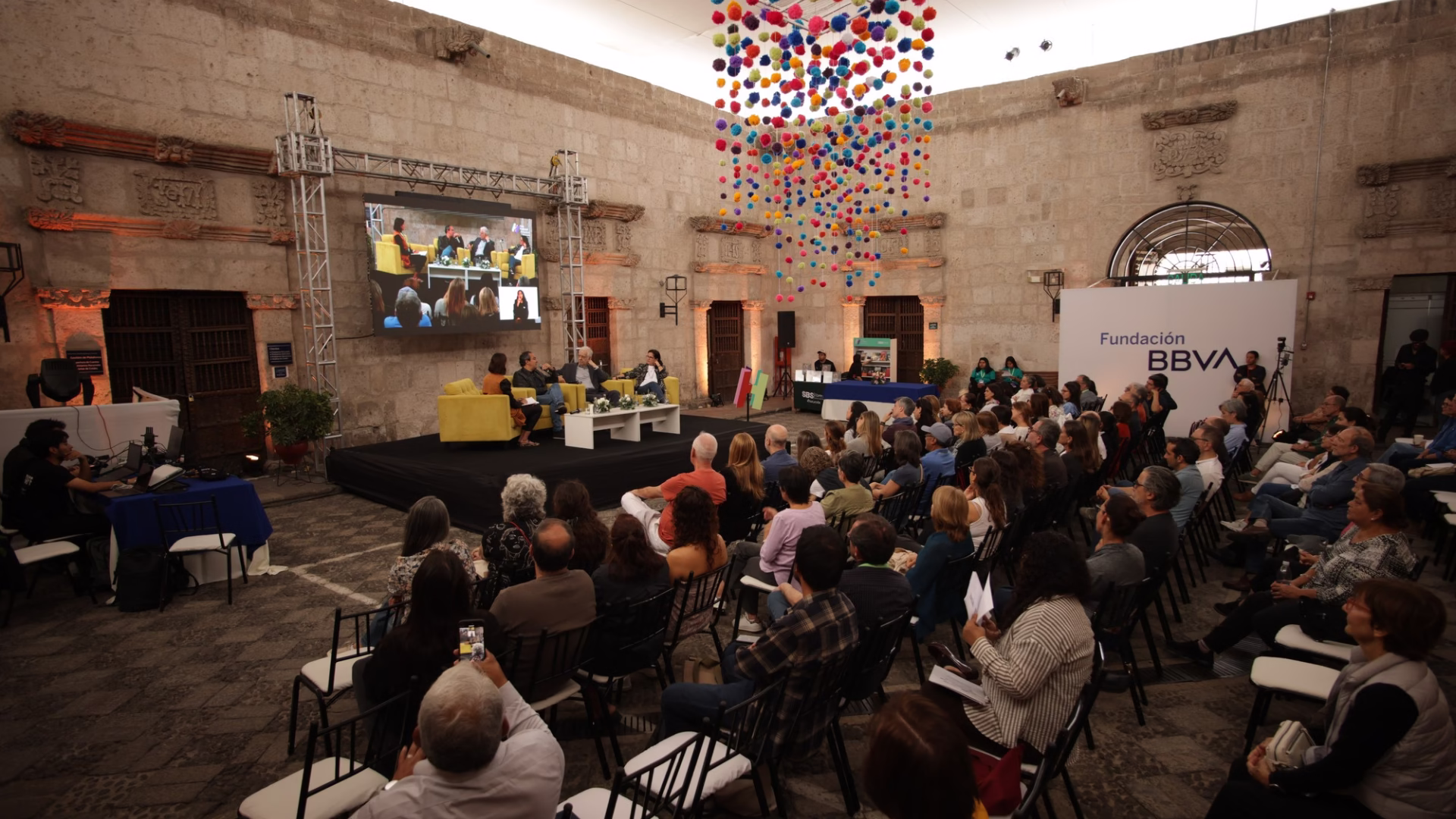  hace algunos días se cumplió una nueva edición del Hay Festival Arequipa 2025, un evento para conversar 