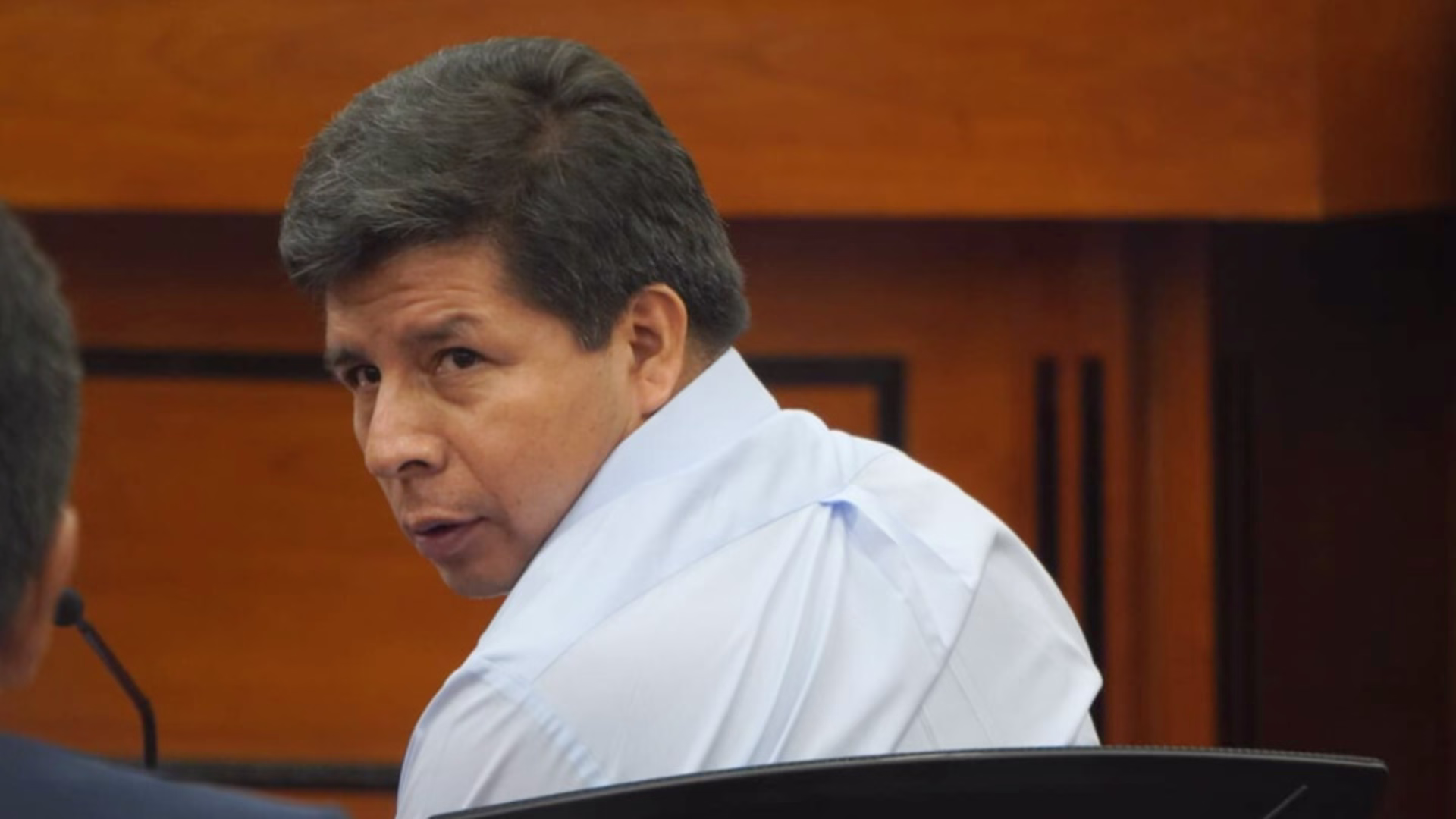 APUNTE JURÍDICO… Defender la democracia, pero respetando al Constitución y la ley: el caso de la vacancia del ex presidente Pedro Castillo