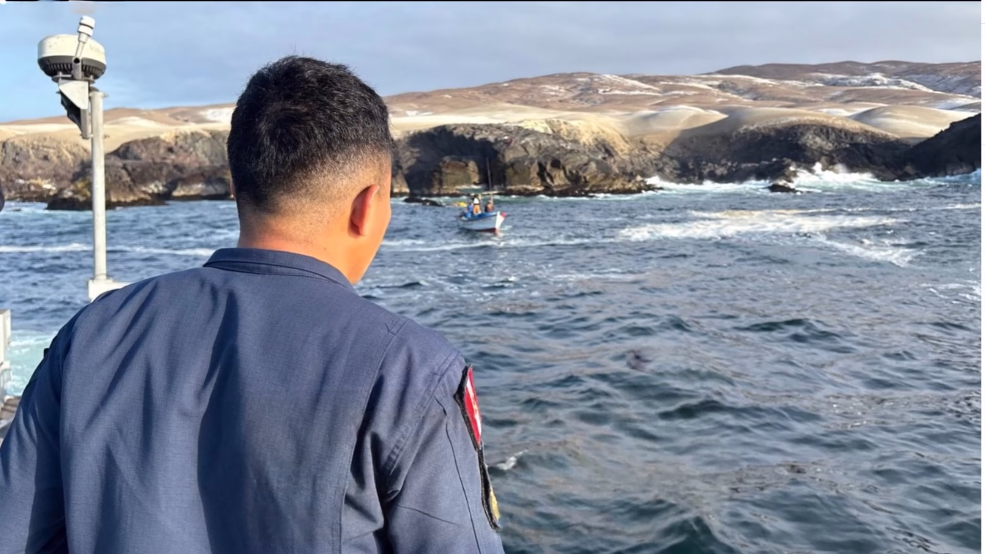 Tragedia en Matarani: Un pescador fallecido, un desaparecido y 3 heridos tras voltearse embarcación pesquera “Kike” 