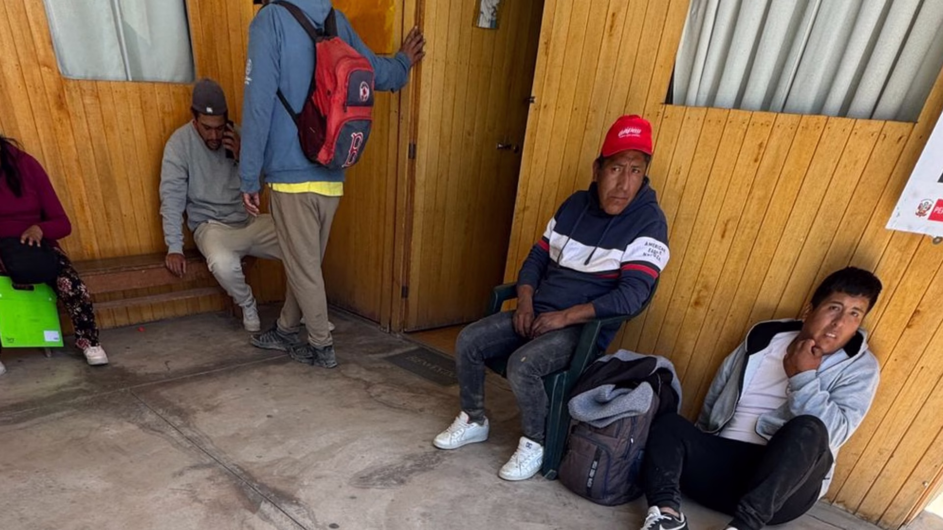 Yura: detienen a 9 implicados tras ataque a periodista y baleado en disputa por mercado de UPIS Los Milagros