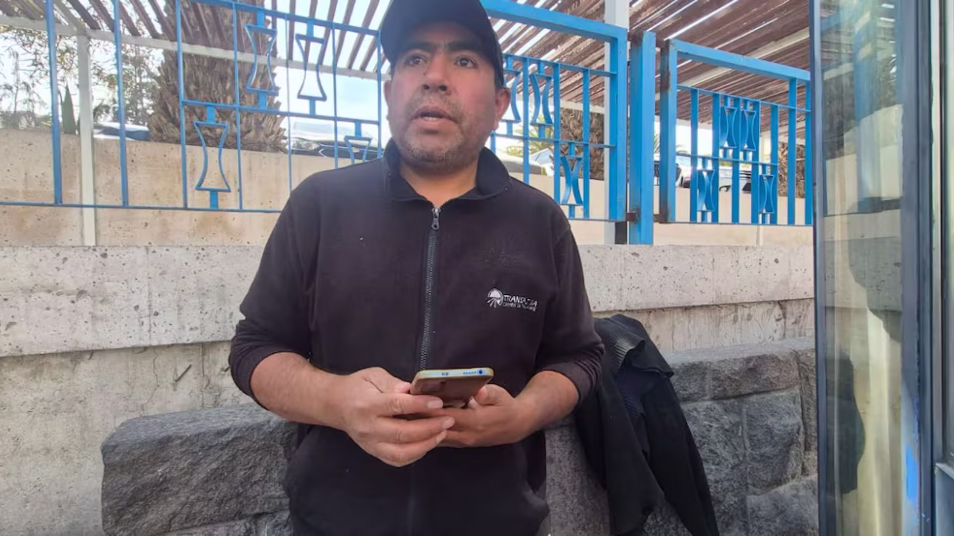 La familia de J.A.A. , pidió que se investigue la violenta agresión que dejó al joven con graves lesiones