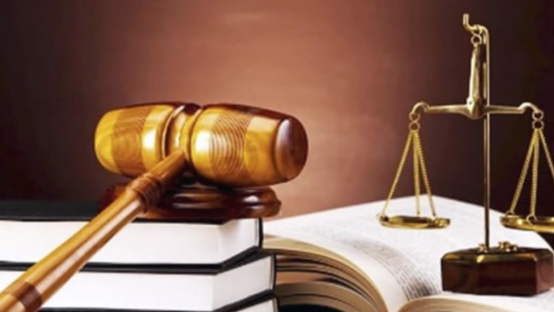 APUNTE JURÍDICO… Un nuevo Código Penal, artículo de opinión de Omar Candia.