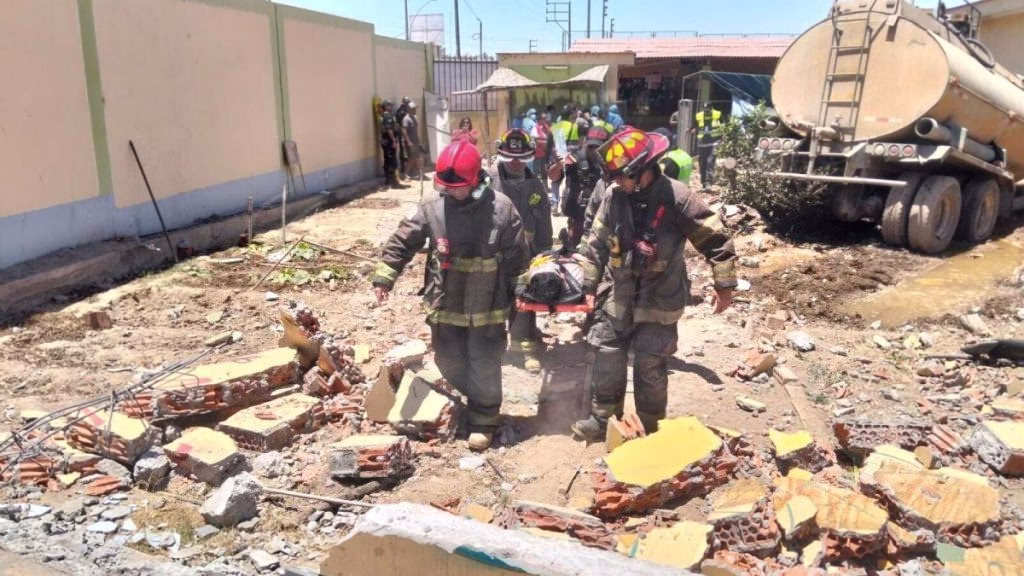 Accidente en Tacna: cisterna de municipio distrital destruye muro de colegio y deja 3 personas heridas 2026