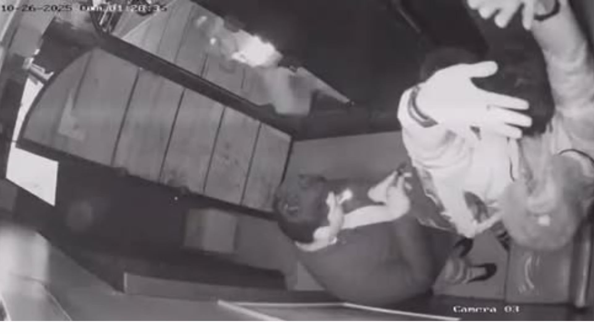 Arequipa: dos agentes fueron retirados de la Policía Nacional implicados por “sembrar” droga en discoteca 1 Arequipa: dos agentes fueron retirados de la Policía Nacional implicados por “sembrar” droga en discoteca