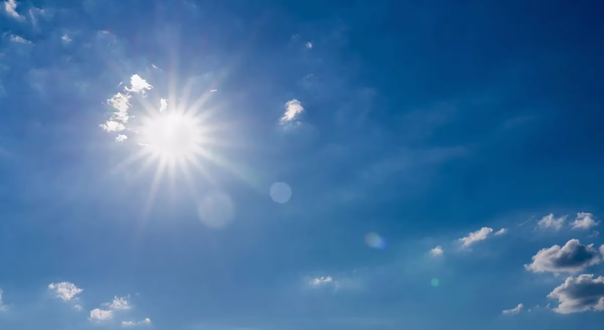 Senamhi descarta calor extremo generalizado para el verano 2025-2026, pero alerta radiación solar 2026