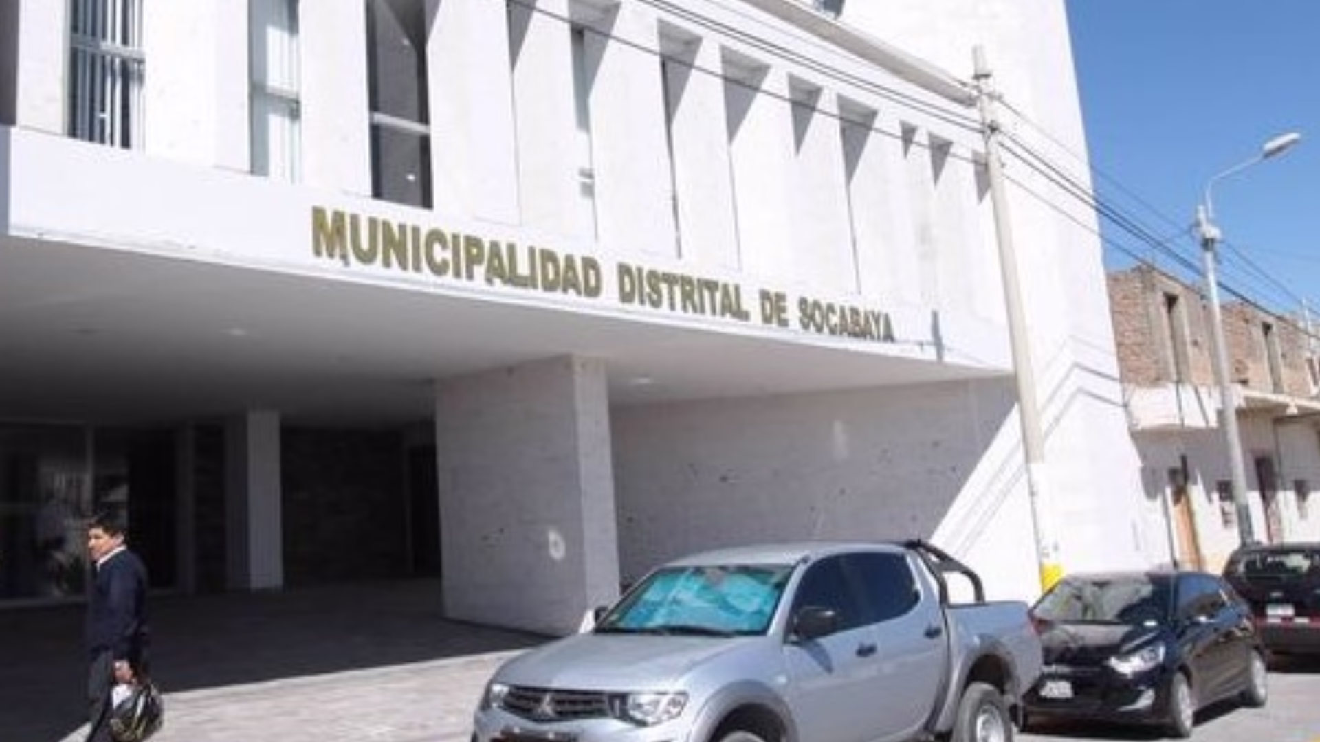 ¿Y AHORA QUÉ?... ¿Cómo explicar? Socabaya lidera ejecución presupuestal con alcalde cuestionado 1 ¿Y AHORA QUÉ?... ¿Cómo explicar? Socabaya lidera ejecución presupuestal con alcalde cuestionado