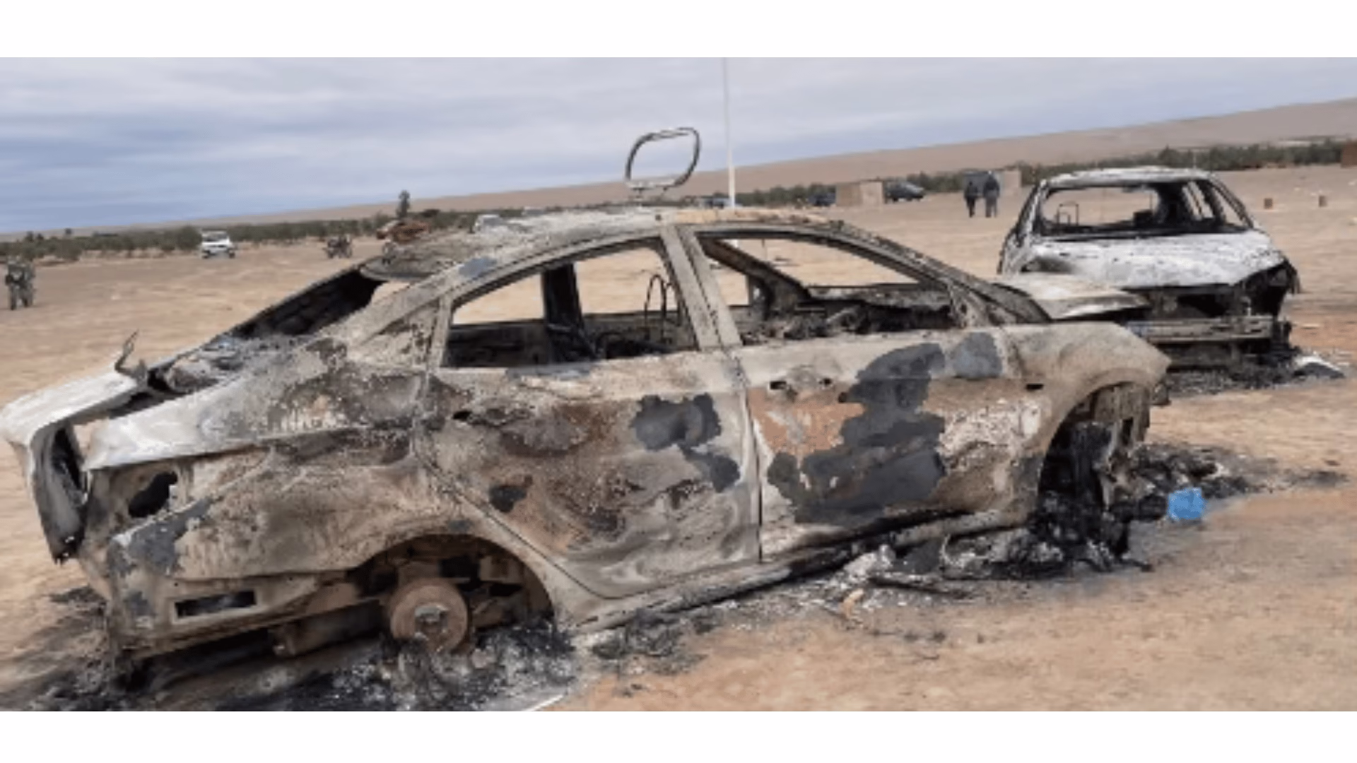 Prendieron fuego a los vehìculos. 