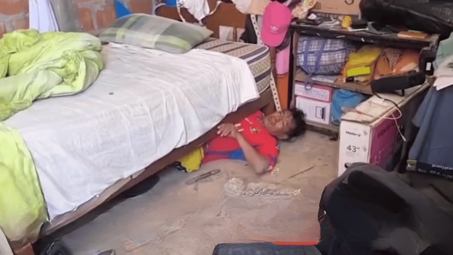 Tacna: hombre acusado de agredir a su esposa y suegra se escondió bajo la cama para evitar su detención 1 Tacna.