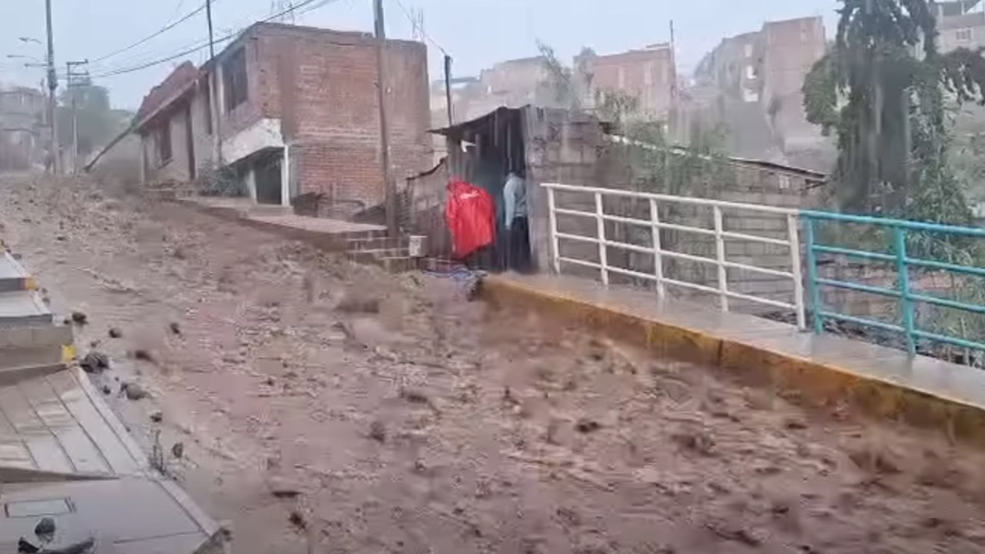 Gobierno declara en estado de emergencia a 19 distritos de Arequipa por riesgo de intensas lluvias 1 Gobierno declara en estado de emergencia a 19 distritos de Arequipa por riesgo de intensas lluvias