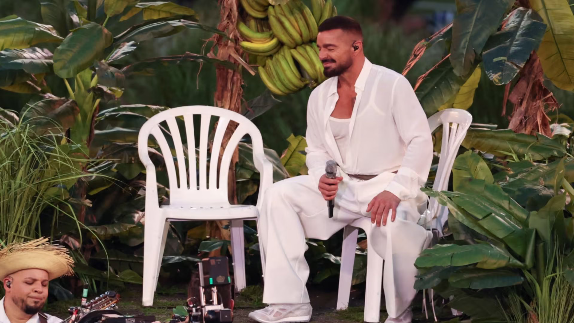 Estuvo acompañado por figuras como Lady Gaga, Ricky Martin y otras sorpresas que encendieron al público
