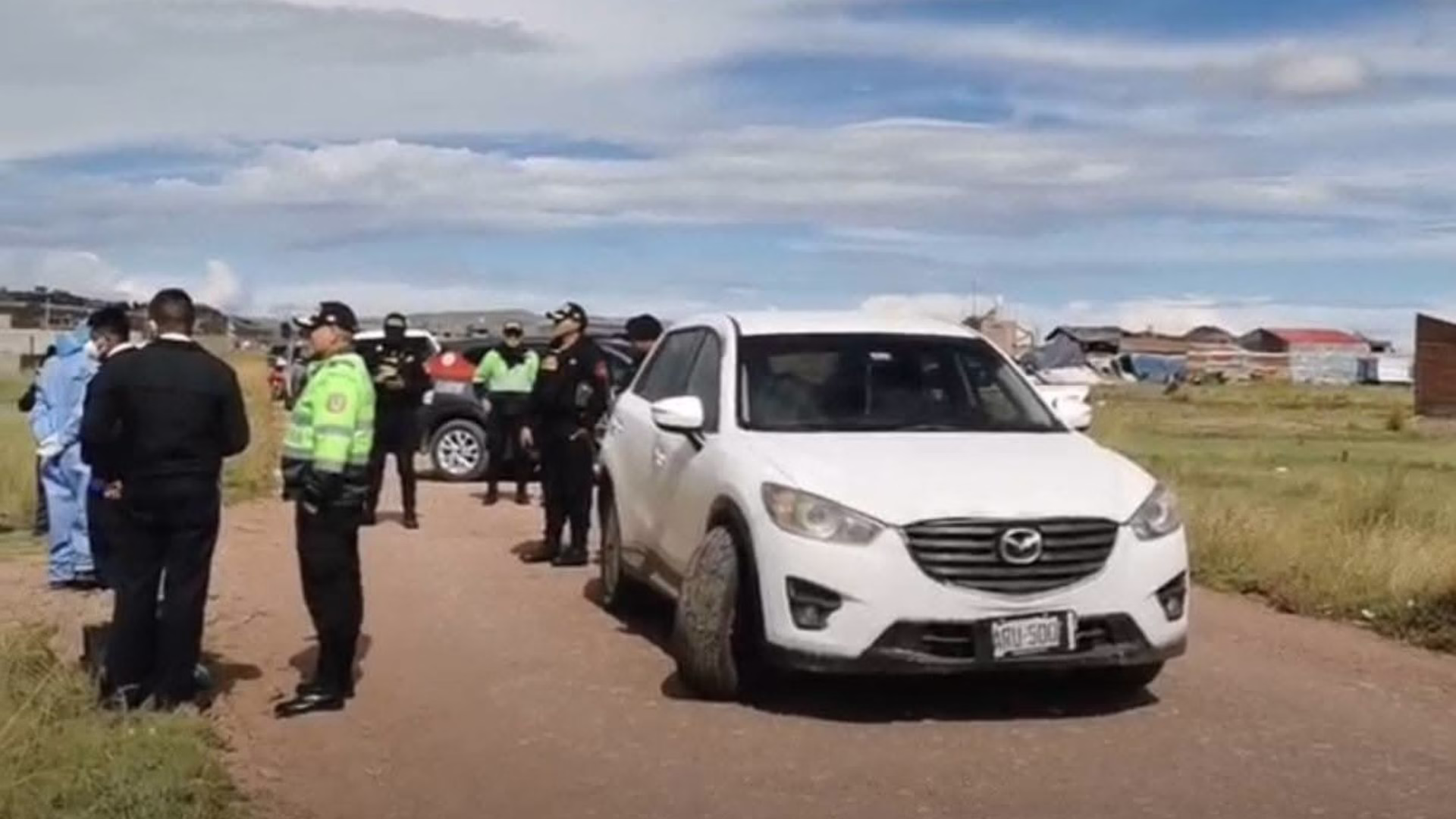 Dos personas fueron detenidas en el marco de las investigaciones. Se trata de Jonatan E. Gonzales Q. y Odid O. Pérez V., 