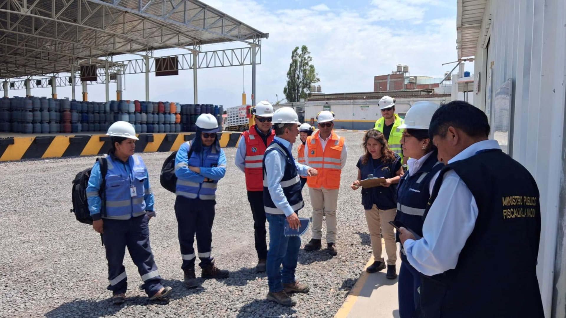 Arequipa: Fiscalía confirma stock y venta regular de balones de gas tras inspección en planta de Socabaya