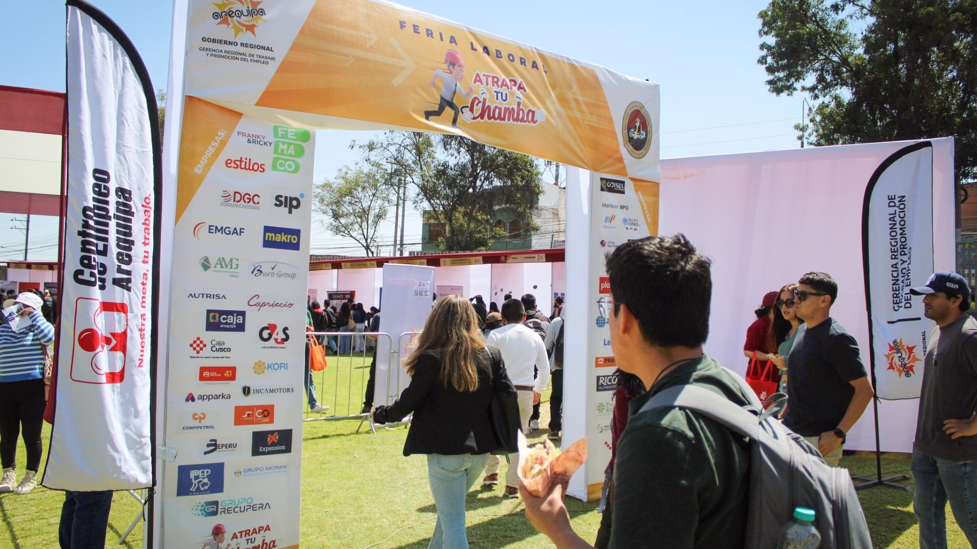 En el Día del Trabajo: Arequipa genera empleo, pero jóvenes siguen atrapados entre informalidad y falta de experiencia 2 la Gerencia Regional de Trabajo impulsa iniciativas como la feria laboral “Atrapa tu Chamba”