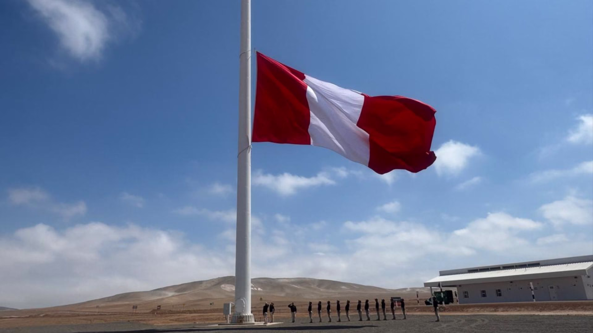 Fallece Óscar González Rocha, presidente de Southern Perú y líder del Grupo México 1 En el campamento Tía María en Islay, se izó la Bandera Nacional a media asta.