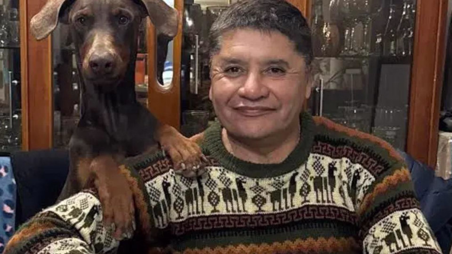 JNE declara fundada vacancia del alcalde de Arequipa Víctor Hugo Rivera: por caso "Flechita" 1 JNE declara fundada vacancia del alcalde de Arequipa Víctor Hugo Rivera: por caso "Flechita"
