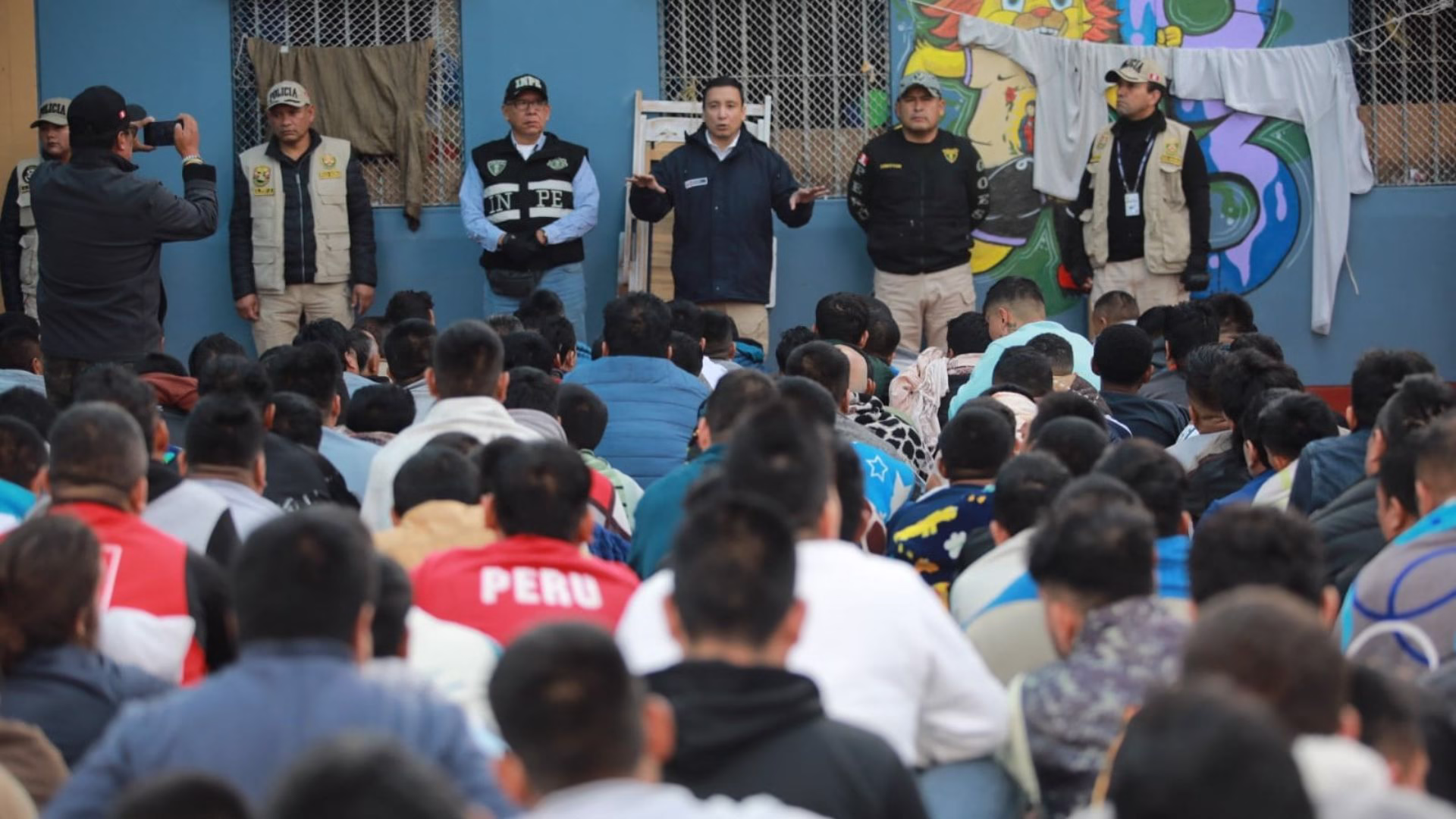 Arequipa: trasladan a 30 internos del penal de Socabaya al de máxima seguridad de Cochamarca en Junín