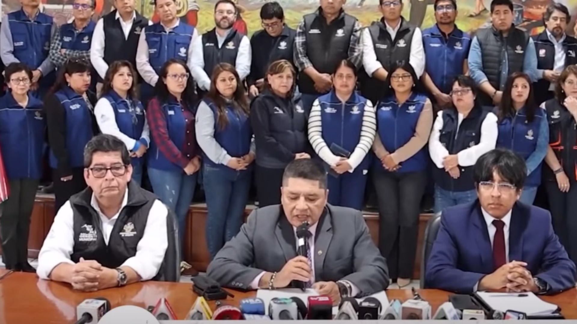 el alcalde Víctor Hugo Rivera Chávez se pronunció públicamente sobre la decisión del JNE, tras conocerse que el organismo había declarado fundada la apelación