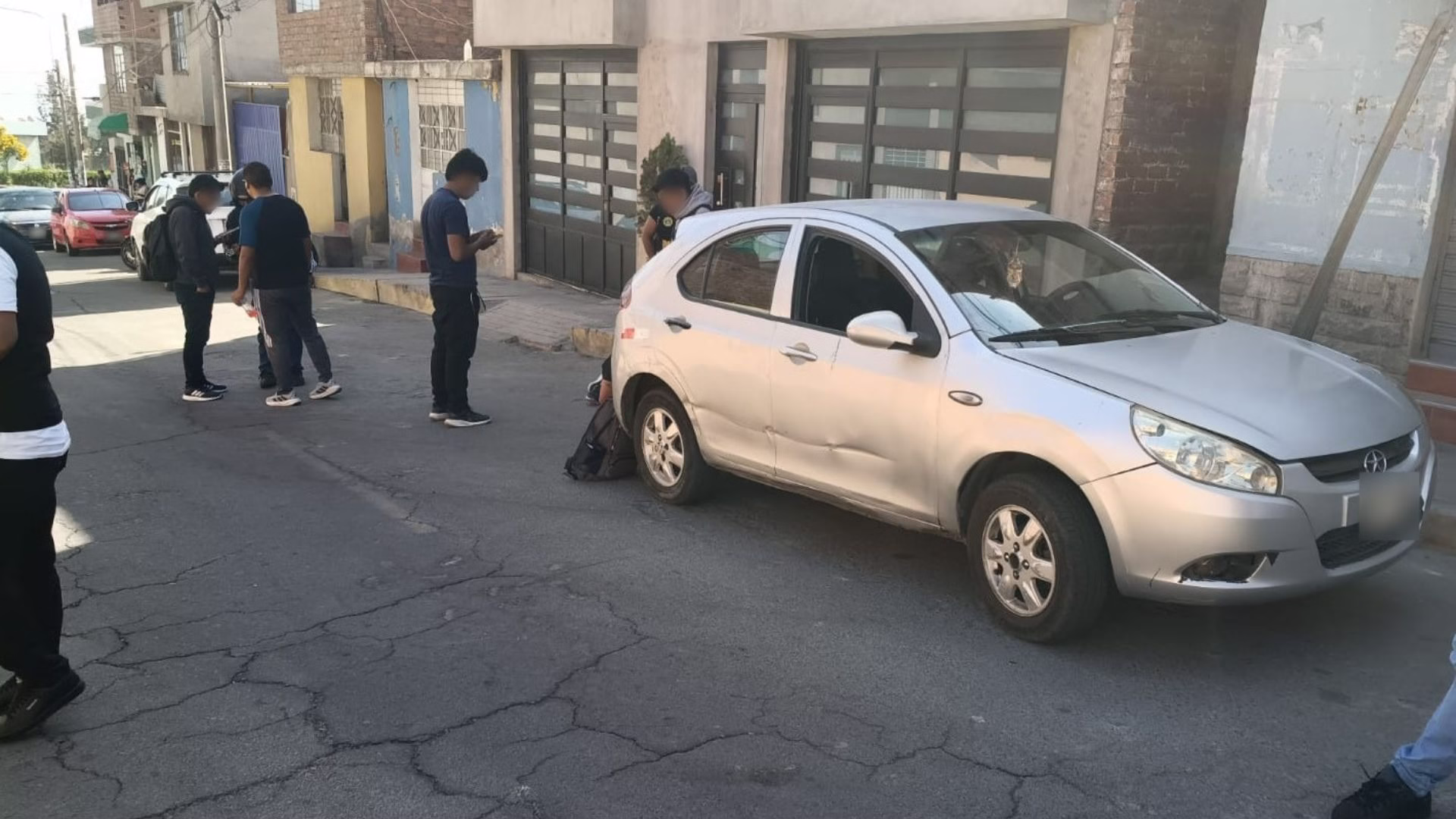 Arequipa: capturan a “Los Rápidos del Misti”, acusados de cometer robos por arranche desde auto en movimiento