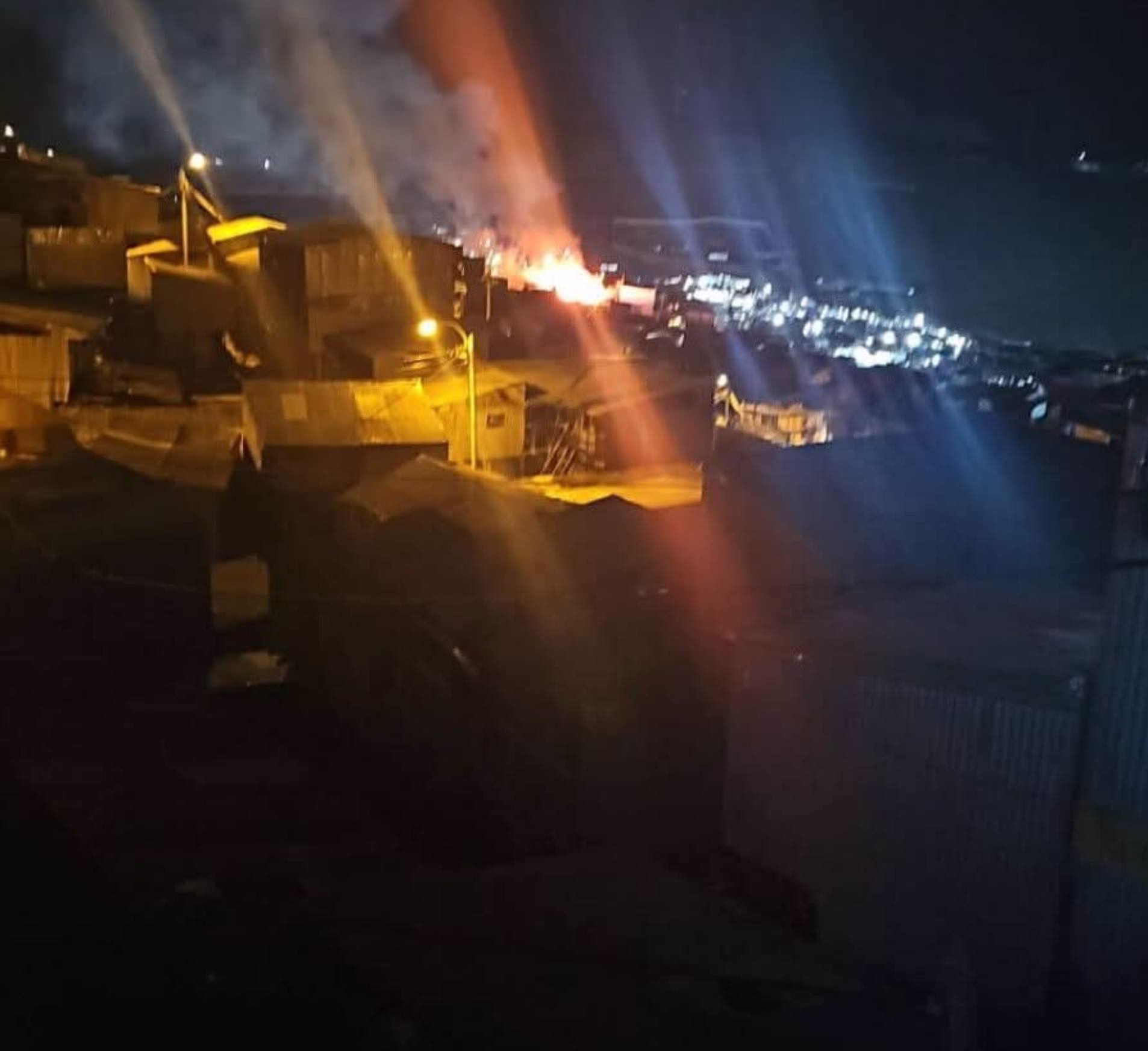 Puno: incendio consume más de diez viviendas en La Rinconada y deja a familias en la intemperie 2026