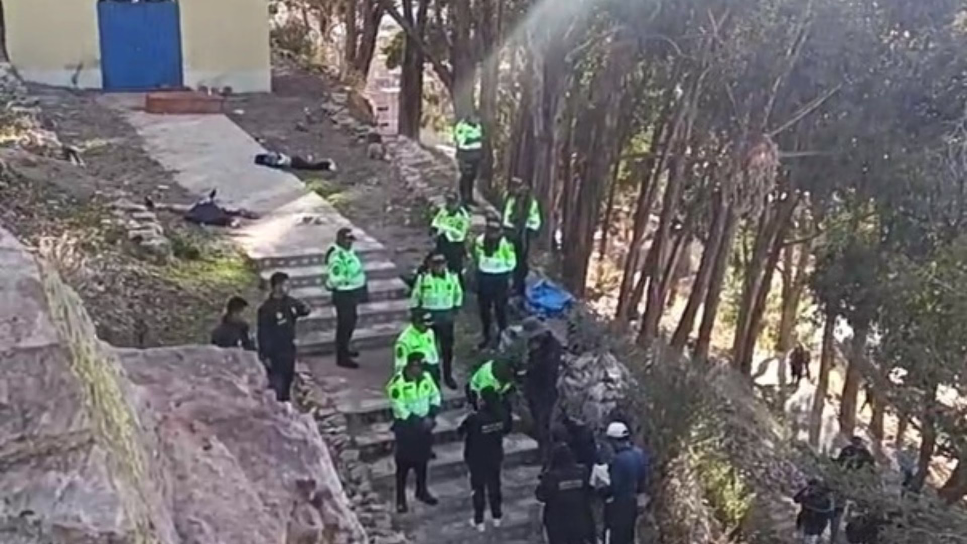 Hallan sin vida a dos adolescentes en cerro de Azángaro en Puno: investigan presunto doble homicidio