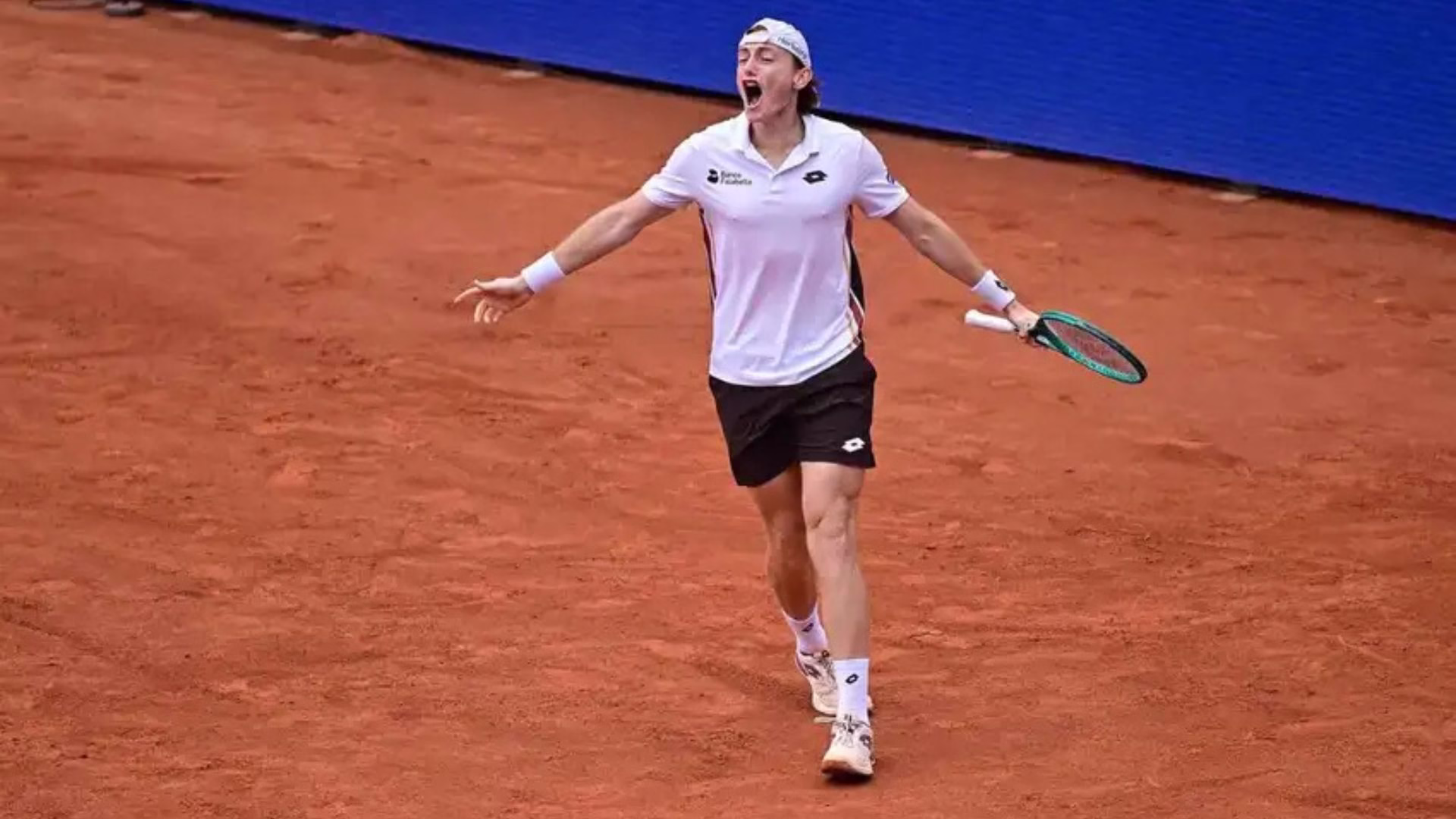 Ignacio Buse campeón del ATP 500 de Hamburgo: Perú vuelve a celebrar un título histórico en el tenis mundial 1 Ignacio Buse campeón del ATP 500 de Hamburgo: Perú vuelve a celebrar un título histórico en el tenis mundial
