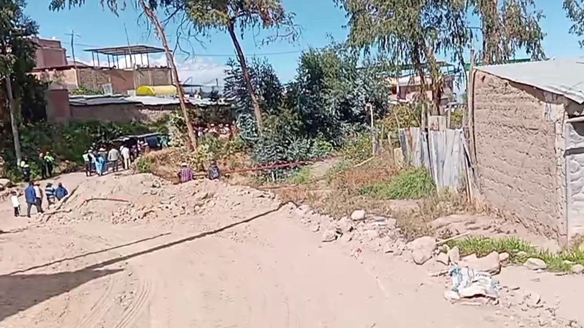 Fatal accidente en Chuquibamba: motoniveladora cayó a quebrada y dejó dos fallecidos en Condesuyos 1 Fatal accidente en Chuquibamba: motoniveladora cayó a quebrada y dejó dos fallecidos en Condesuyos