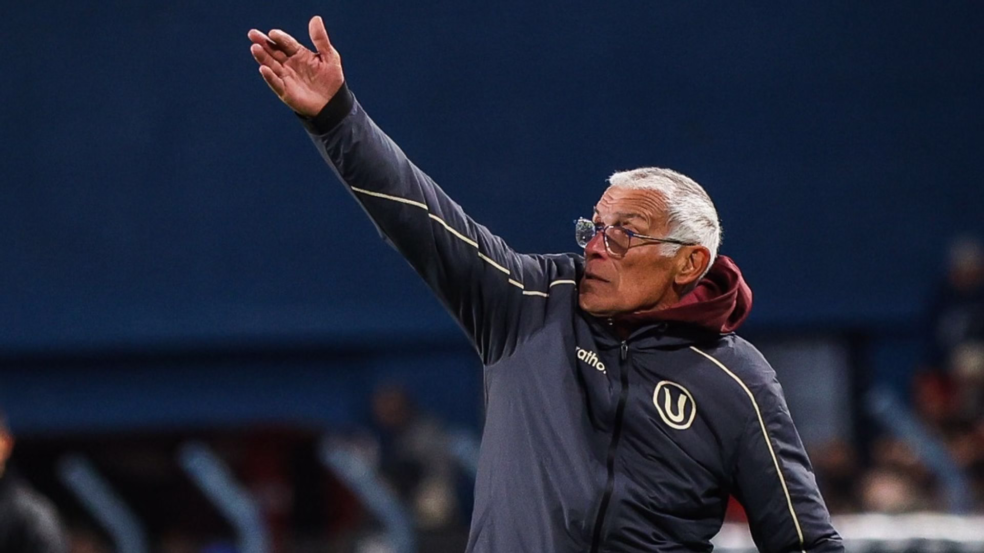 Universitario y el plan de Héctor Cúper tras la eliminación internacional en Copa Libertadores