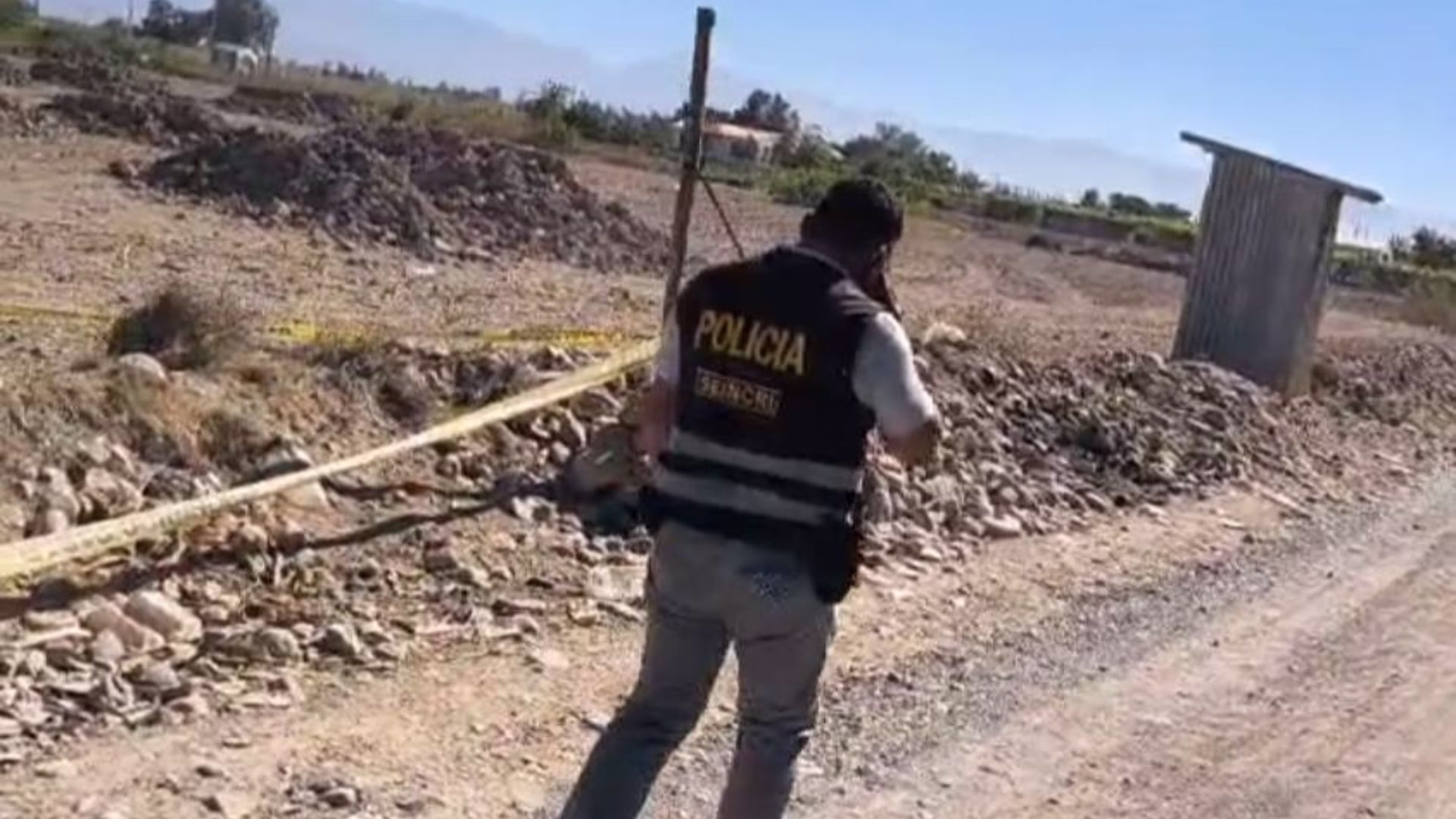 Majes: atacan a hachazos a una familia dentro de su casa y asesinan a padre de familia, hay 4 heridos graves