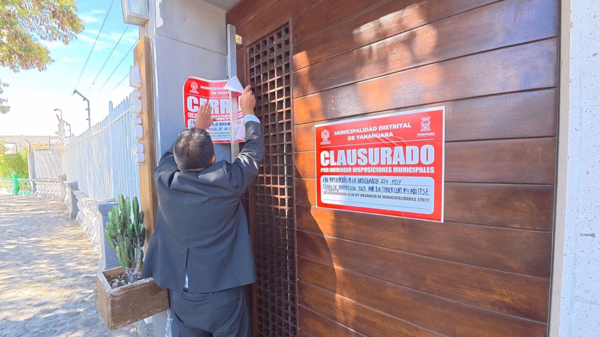 Arequipa: clausuran 10 centros médicos informales durante operativo de fiscalización en Yanahuara