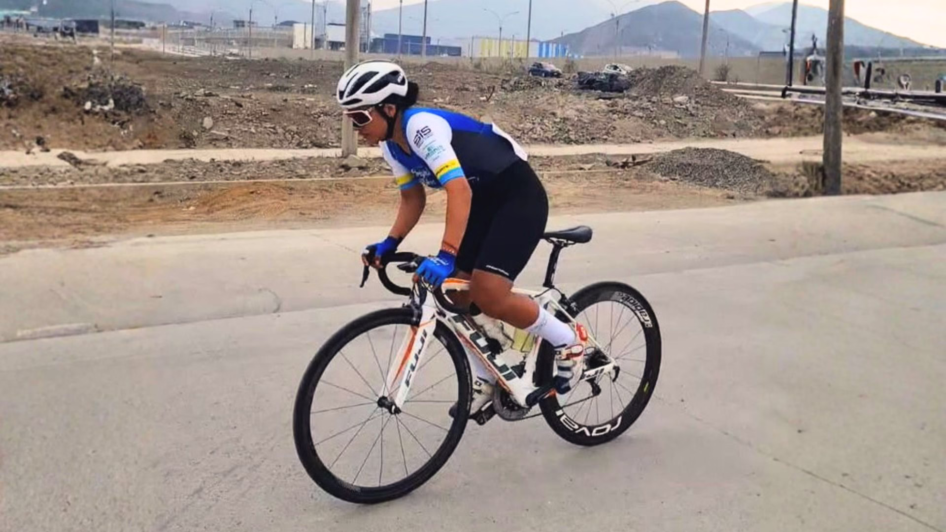 Arequipa celebra dos podios en el Campeonato Nacional de Ciclismo de Ruta 2026 1 Kaori Quispe en el Campeonato Nacional de Ciclismo de Ruta 2026