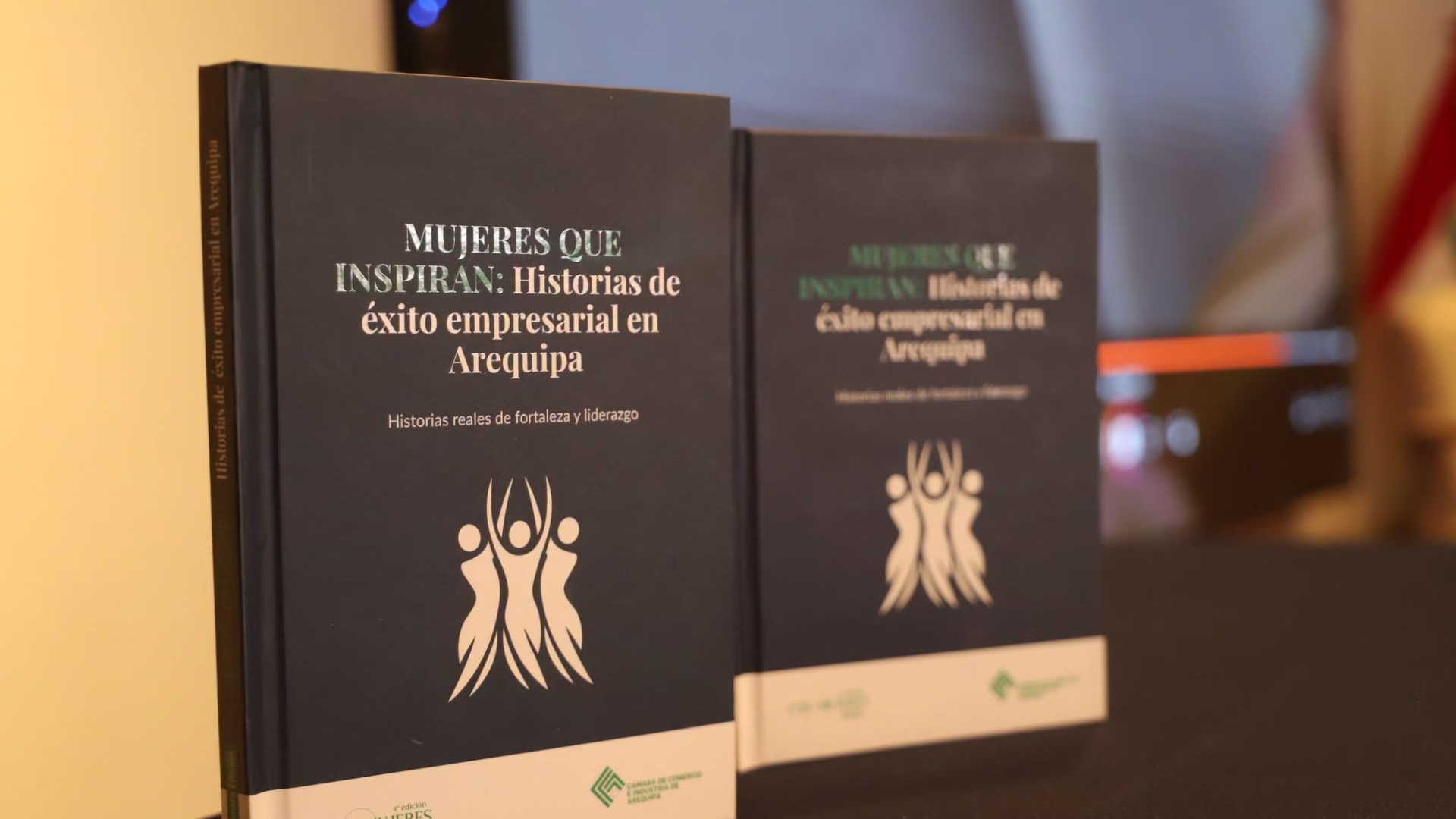 Arequipa: presentan libro “Mujeres que Inspiran” con historias de éxito de 16 empresarias de la región
