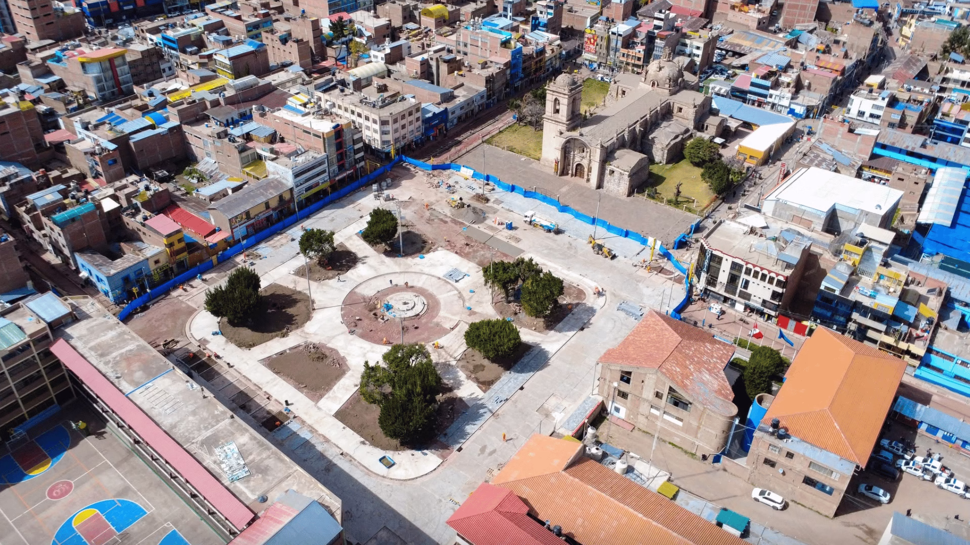Juliaca prepara más de 20 actividades por Fiestas Patrias y alista inauguración de la nueva Plaza de Armas.