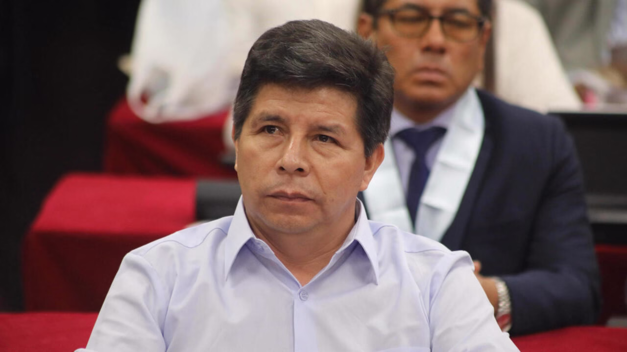Defensa de Pedro Castillo solicita una nueva gracia presidencial para lograr su liberación.