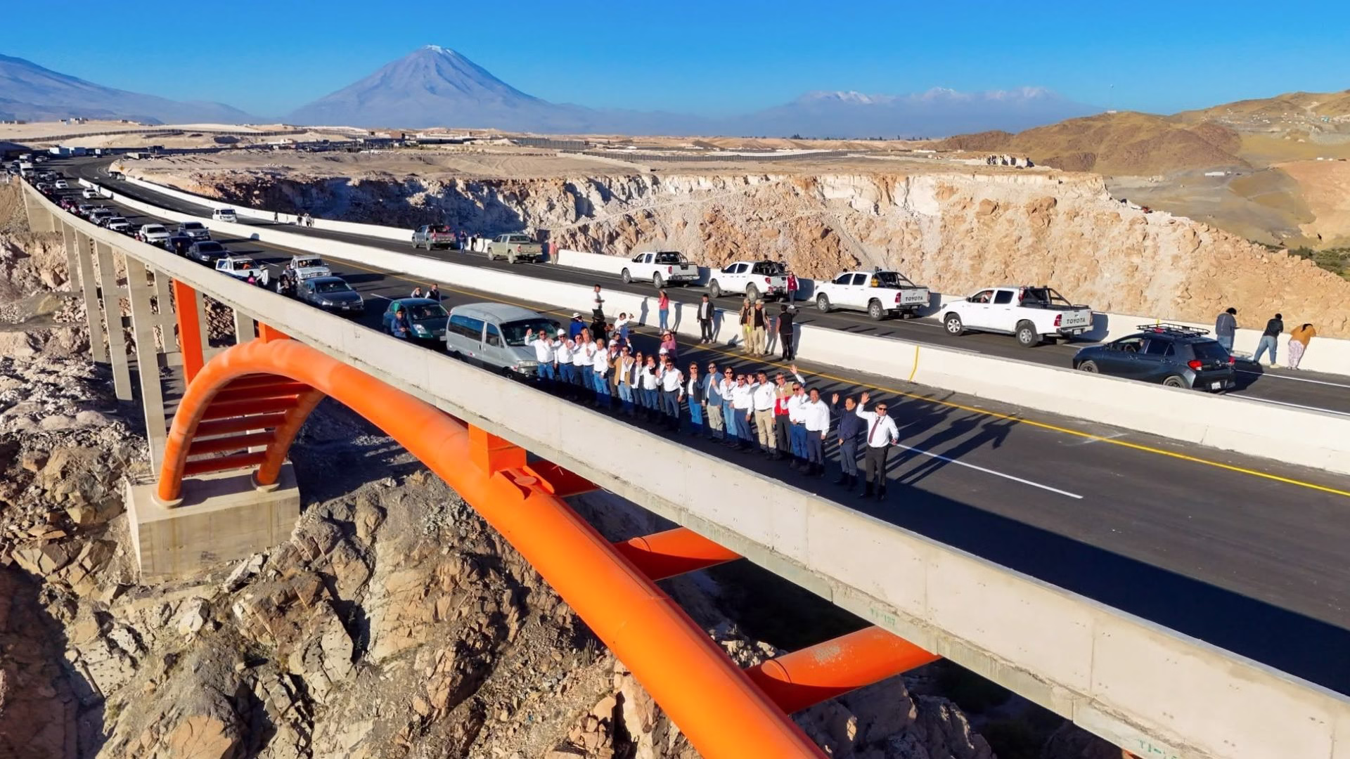 Inauguran el puente Arequipa–La Joya tras 9 años de obras, pero aún falta completar la conexión