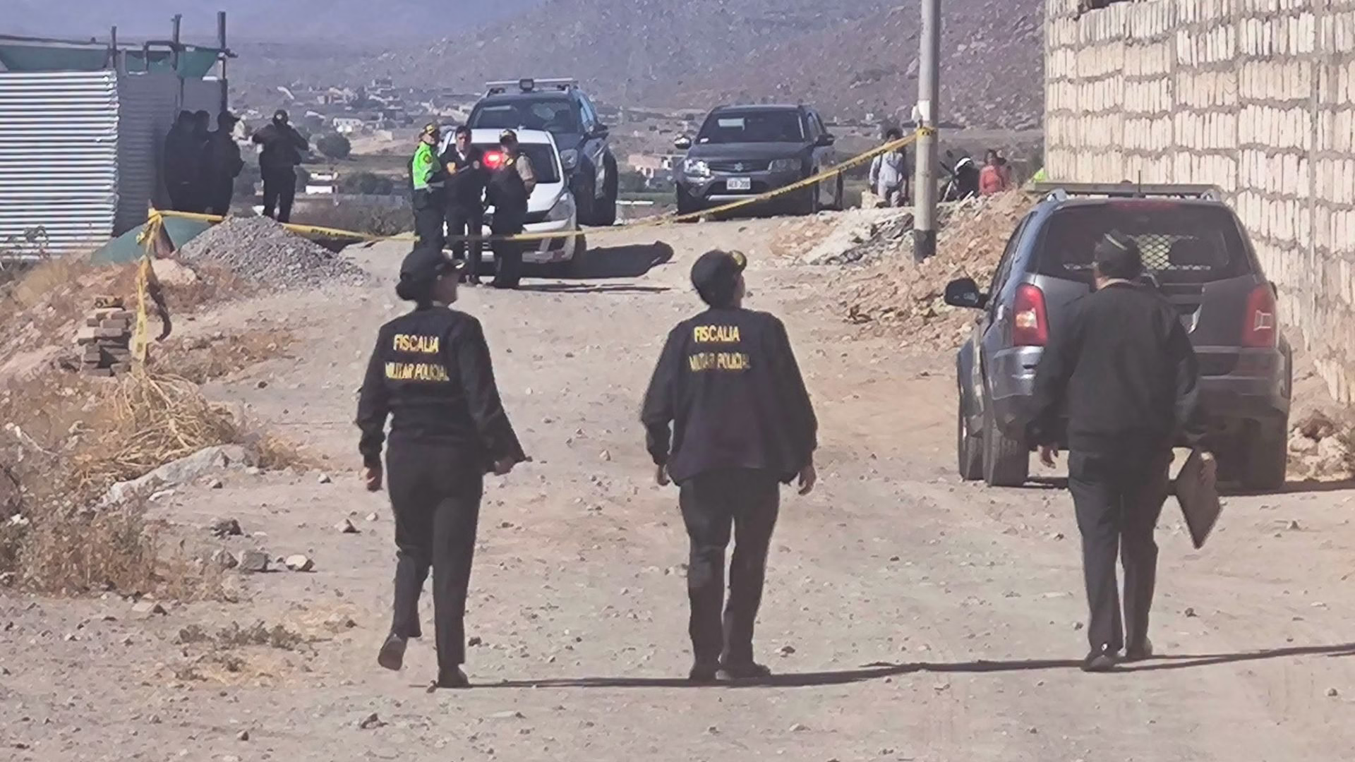 Arequipa: audiencia revela que policía entrenó a delincuente para ejecutar robo de armas en patrullero 1 De acuerdo con la investigación, Anthony Machaca recibió instrucciones específicas sobre cómo actuar durante el robo