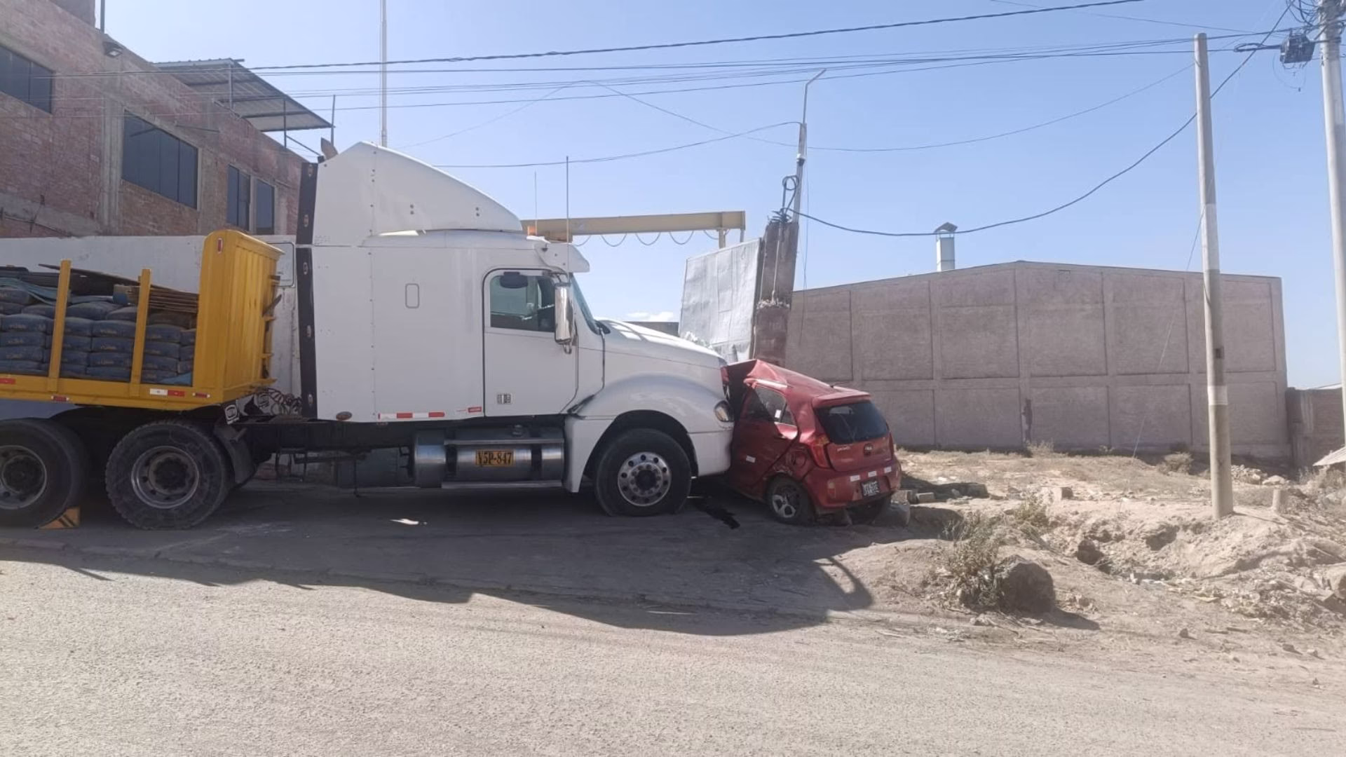 Arequipa: un año después de perder una pierna en accidente, taxista denuncia que no tiene justicia 1 Arequipa: un año después de perder una pierna en accidente, taxista denuncia que no tiene justicia