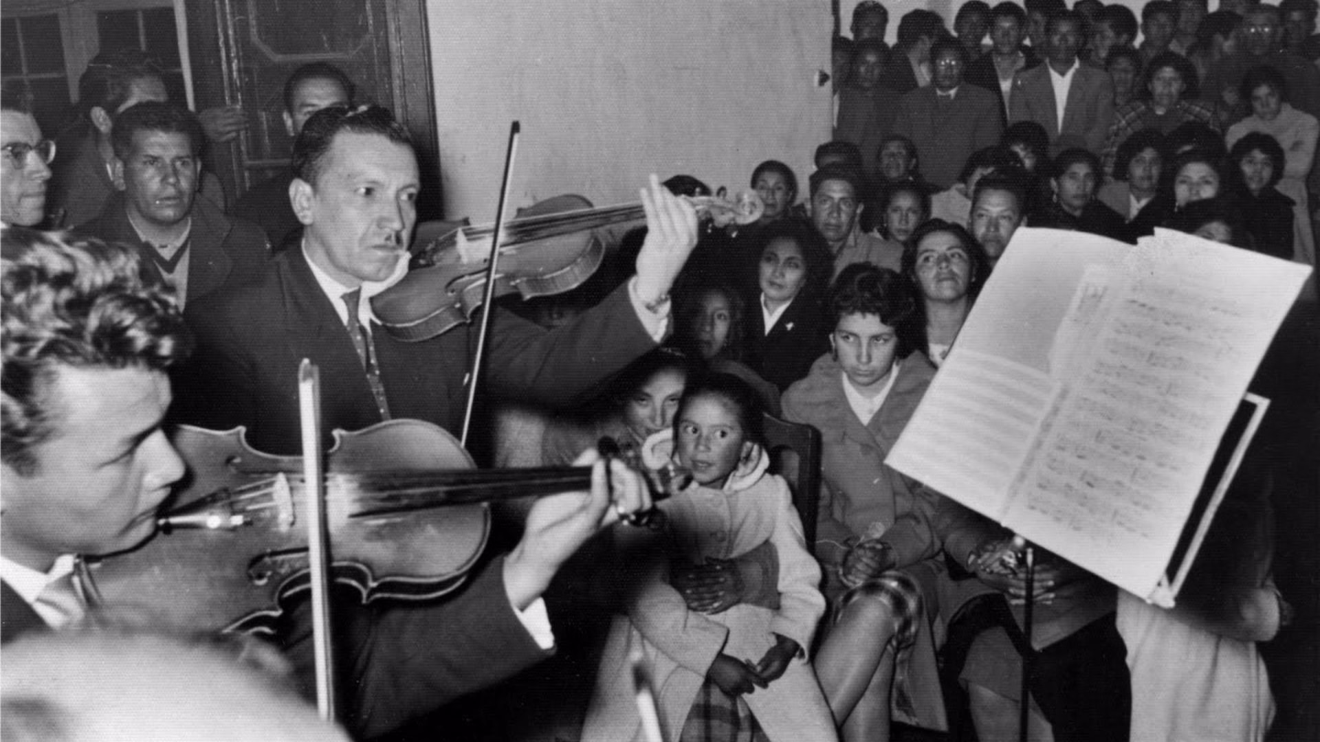 Arequipa: UCSP ofrecerá concierto gratuito de música sinfónica puneña en homenaje a Cástor Vera Solano