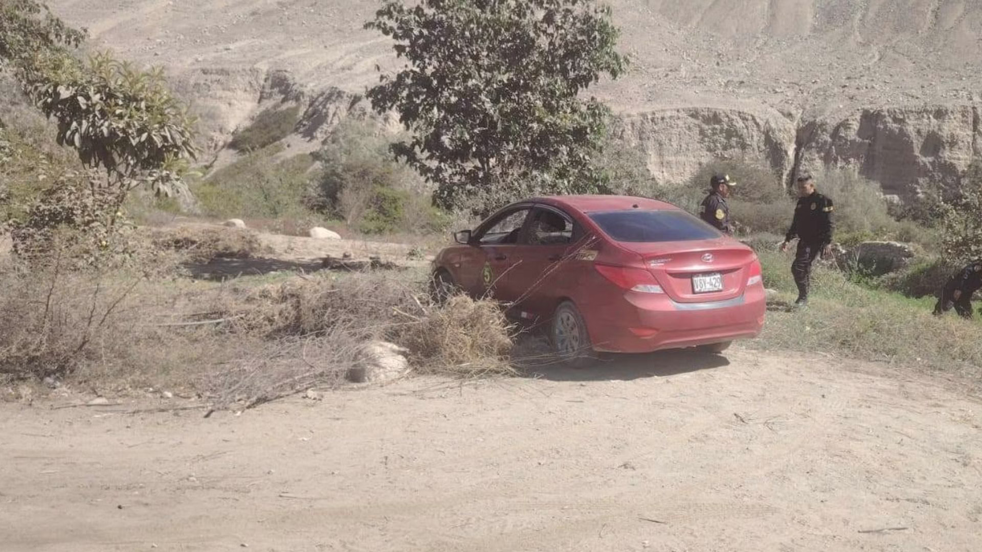 Arequipa: dictan 9 meses de prisión para presuntos asaltantes de taxista que fue acuchillado en Chala
