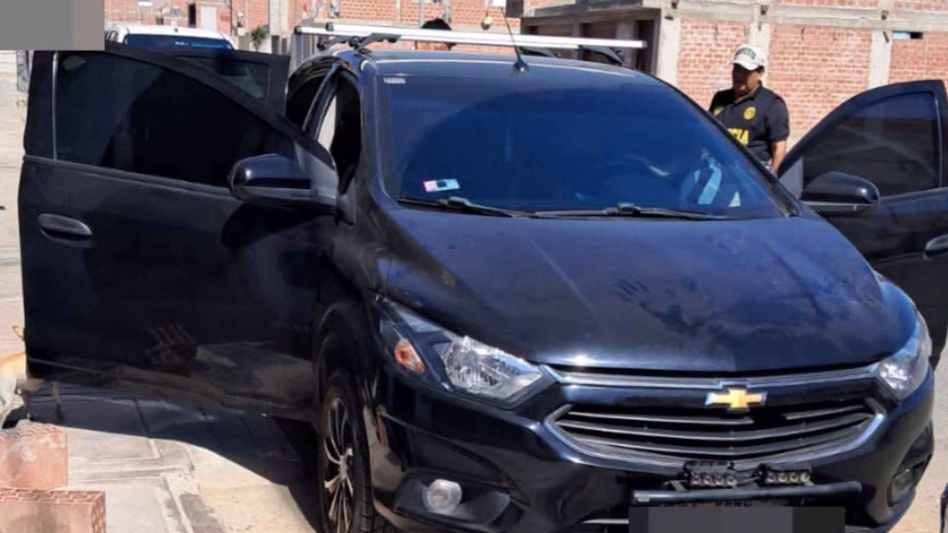 Tacna: tres policías son detenidos acusados de cambiar cocaína por yeso y cobrar sobornos a detenidos