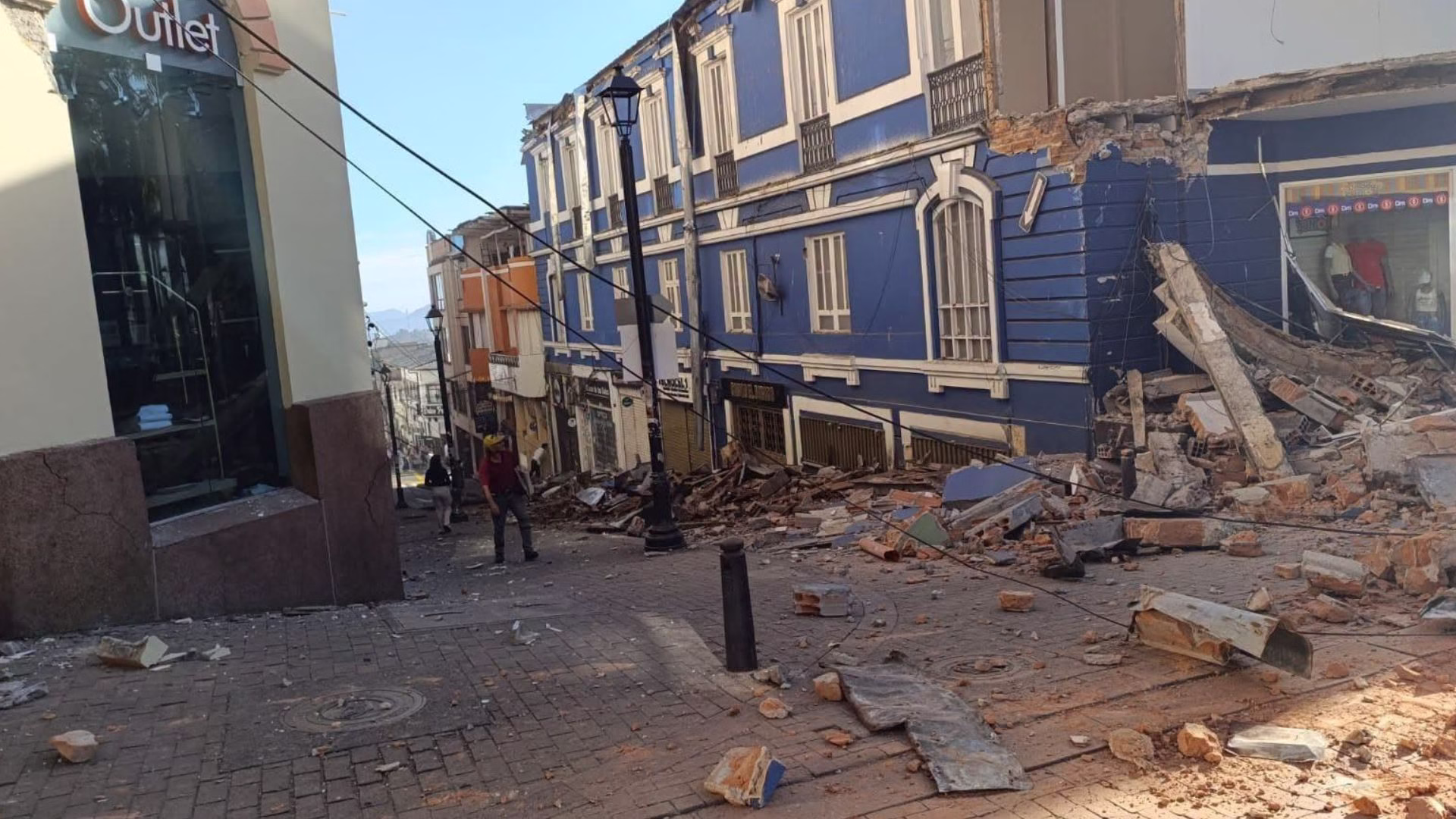 Terremoto de 7,4 sacude el centro y occidente de Colombia: hay heridos y cuantiosos daños 