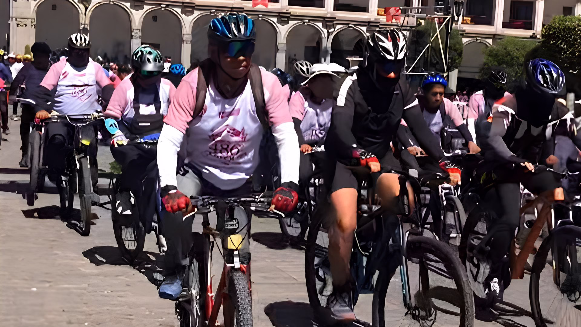 Pedaleada Histórica 2026 recorrió Arequipa en su aniversario