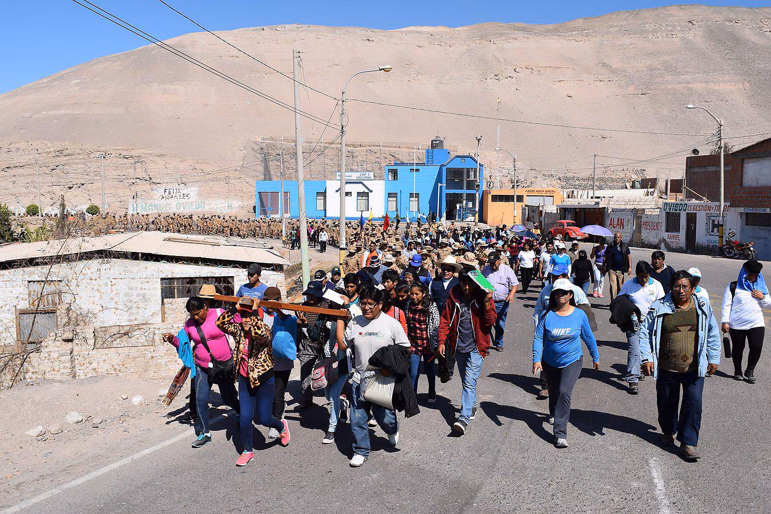 Tacna en alerta por fuertes vientos y despliegue masivo ante festividad religiosa del Señor de Locumba.